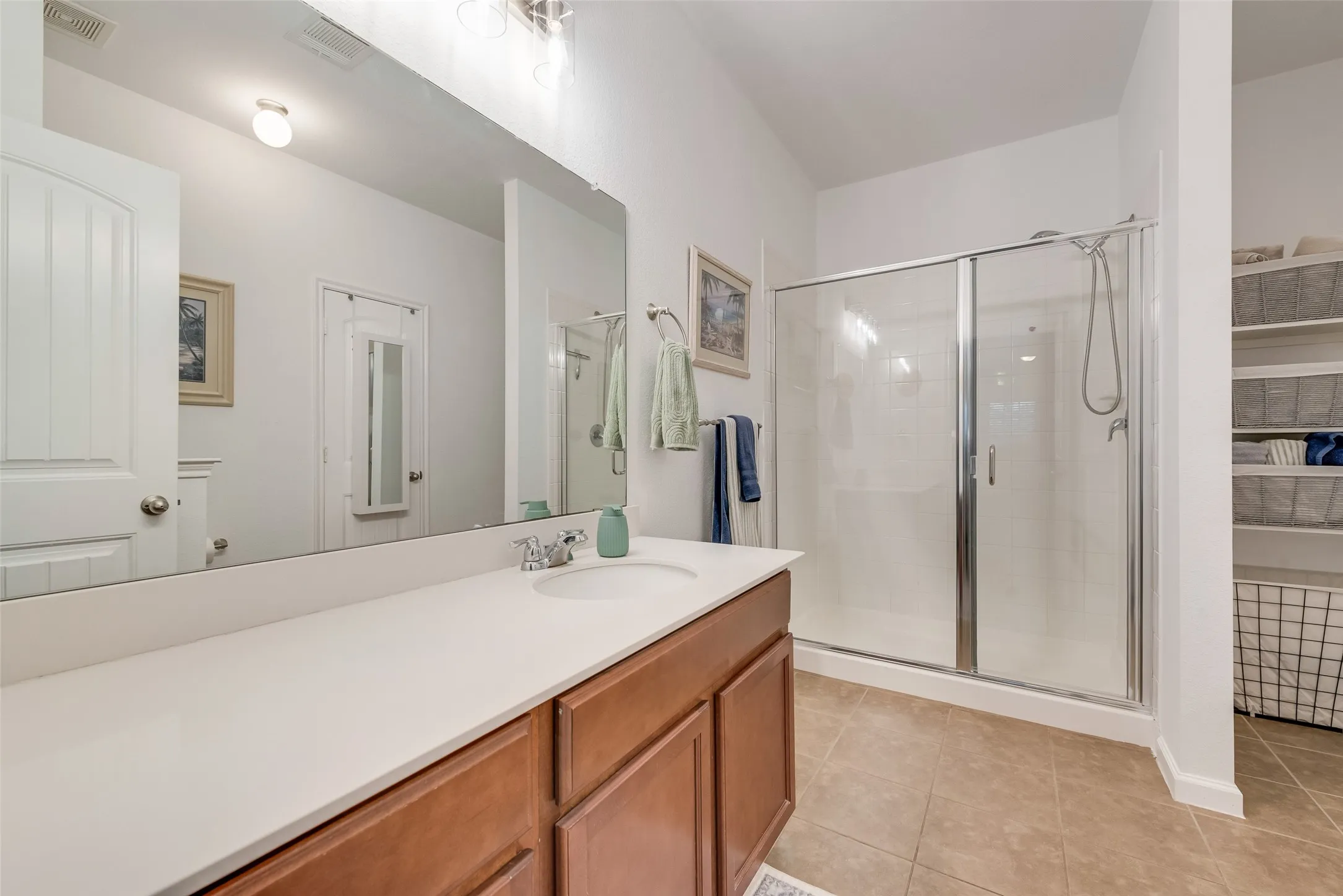 Single Family Residence For Sale in Collin County , 1409 Waco Turner, Royse City, Texas 75189, 5 Bedroom, 3 Bathroom, 2 Garage spaces, 2,607 Sqft, built in 2014, mls#21327118, Real Estate Agent in Royse City, Homes For Sale in Collin county, Homes For Sale in Royse City, Realtor in Royse City Texas, Real Estate Brokerage Independent Realty Texas, Luminita Cordes Realtor