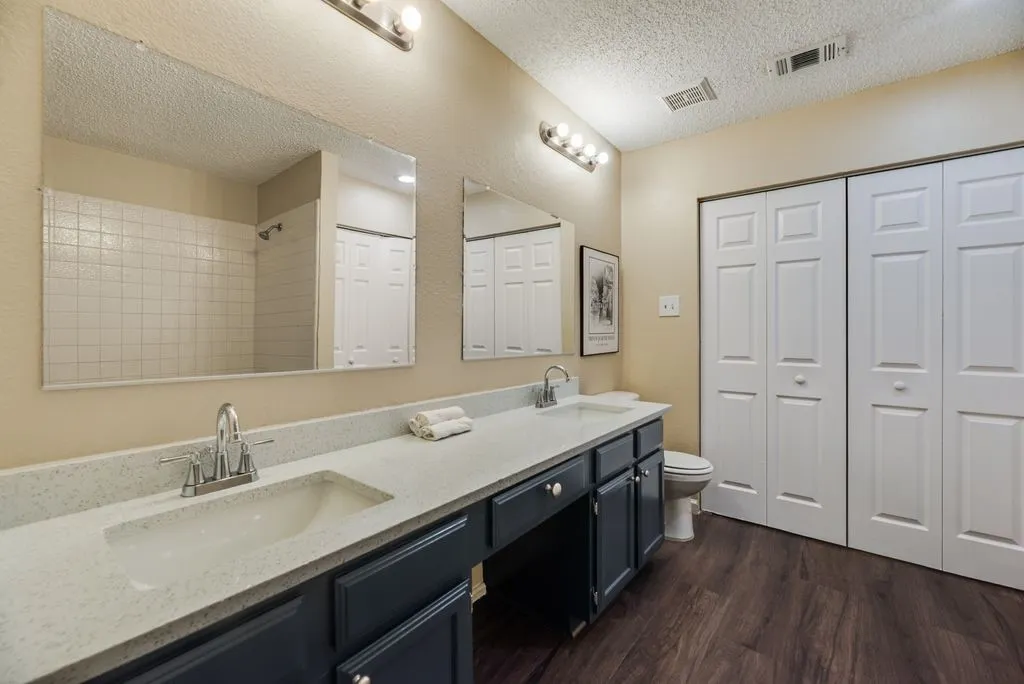 Single Family Residence For Sale in Dallas County , 3208 Poplar Springs Lane, Dallas, Texas 75227, 4 Bedroom, 2 Bathroom, Garage spaces, 1,378 Sqft, built in 1987, mls#21327520, Real Estate Agent in Dallas, Homes For Sale in Dallas county, Homes For Sale in Dallas, Realtor in Dallas Texas, Real Estate Brokerage Independent Realty Texas, Luminita Cordes Realtor
