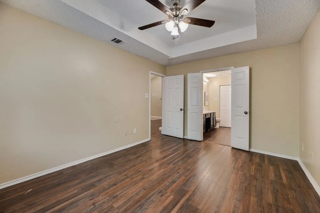 Single Family Residence For Sale in Dallas County , 3208 Poplar Springs Lane, Dallas, Texas 75227, 4 Bedroom, 2 Bathroom, Garage spaces, 1,378 Sqft, built in 1987, mls#21327520, Real Estate Agent in Dallas, Homes For Sale in Dallas county, Homes For Sale in Dallas, Realtor in Dallas Texas, Real Estate Brokerage Independent Realty Texas, Luminita Cordes Realtor