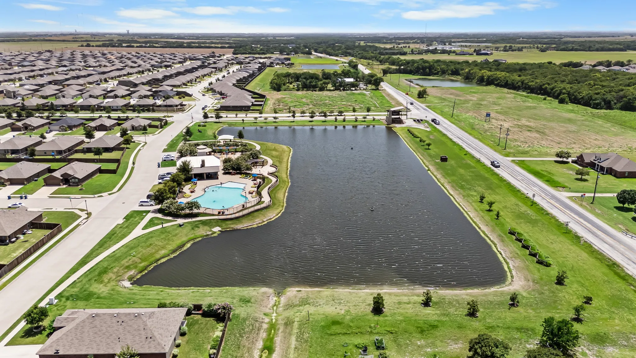Single Family Residence For Sale in Collin County , 314 Silo Circle, Royse City, Texas 75189, 4 Bedroom, 2 Bathroom, 2 Garage spaces, 1,566 Sqft, built in 2019, mls#21324306, Real Estate Agent in Royse City, Homes For Sale in Collin county, Homes For Sale in Royse City, Realtor in Royse City Texas, Real Estate Brokerage Independent Realty Texas, Luminita Cordes Realtor