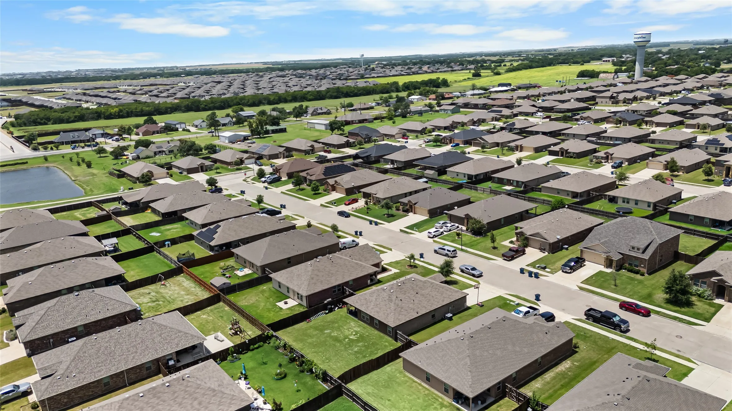 Single Family Residence For Sale in Collin County , 314 Silo Circle, Royse City, Texas 75189, 4 Bedroom, 2 Bathroom, 2 Garage spaces, 1,566 Sqft, built in 2019, mls#21324306, Real Estate Agent in Royse City, Homes For Sale in Collin county, Homes For Sale in Royse City, Realtor in Royse City Texas, Real Estate Brokerage Independent Realty Texas, Luminita Cordes Realtor