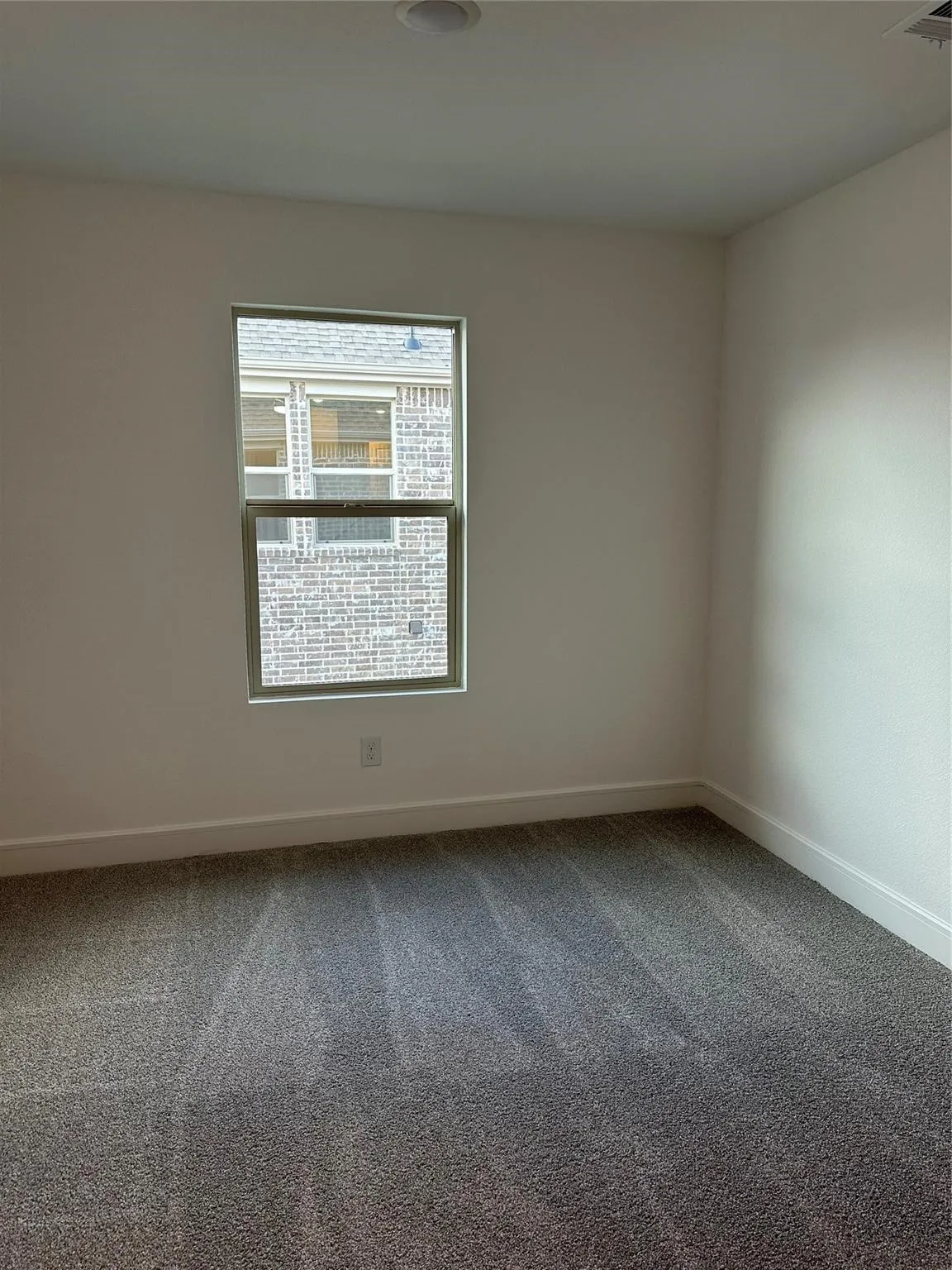 Single Family Residence For Rent in Grayson County , 3611 Cloverleaf, Sherman, Texas 75092, 4 Bedroom, 3 Bathroom, 2 Garage spaces, 2,093 Sqft, built in 2024, mls#21327526, Real Estate Agent in Sherman, Homes For Rent in Grayson county, Homes For Rent in Sherman, Realtor in Sherman Texas, Real Estate Brokerage Independent Realty Texas, Luminita Cordes Realtor