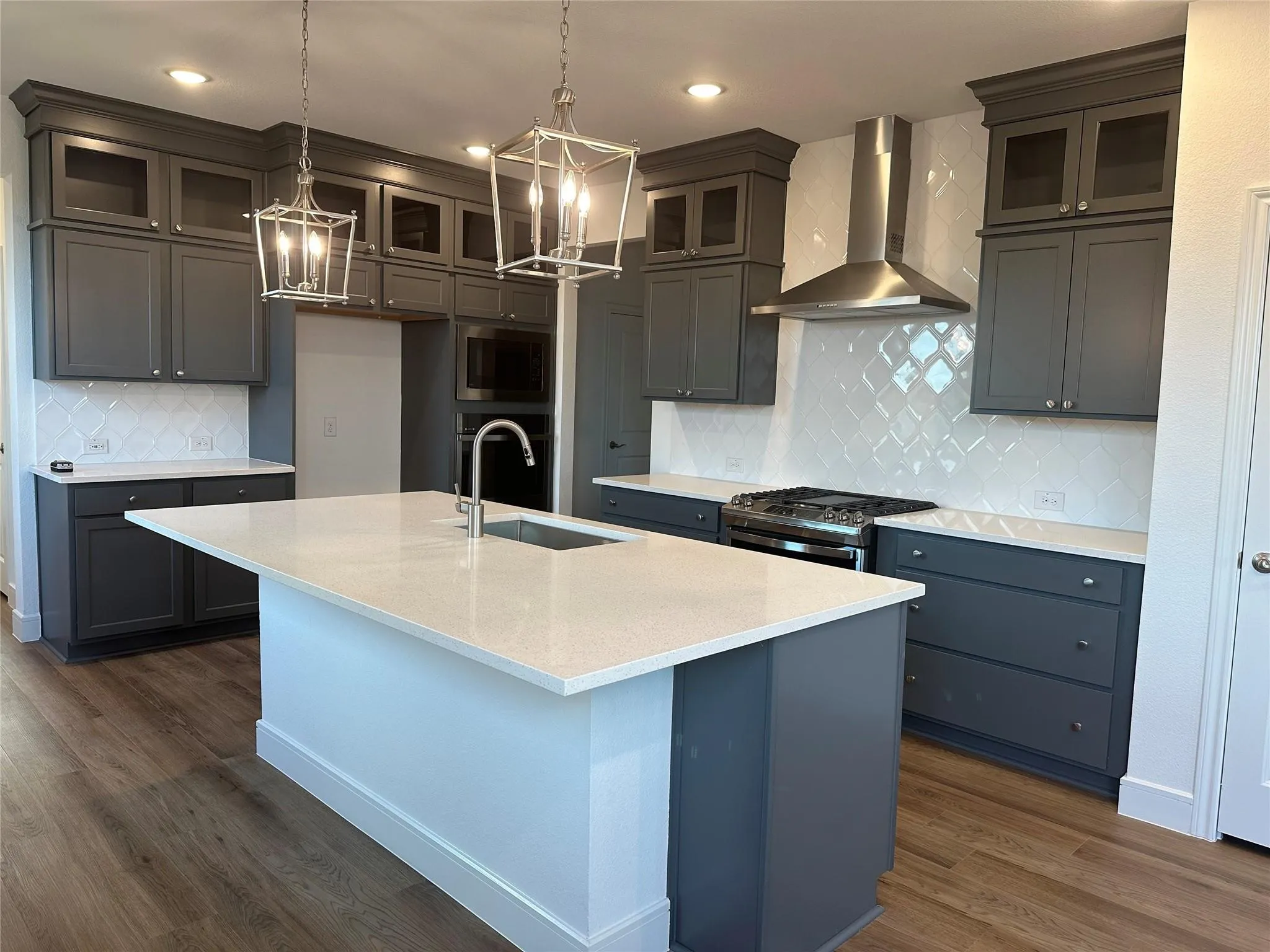 Single Family Residence For Rent in Grayson County , 3611 Cloverleaf, Sherman, Texas 75092, 4 Bedroom, 3 Bathroom, 2 Garage spaces, 2,093 Sqft, built in 2024, mls#21327526, Real Estate Agent in Sherman, Homes For Rent in Grayson county, Homes For Rent in Sherman, Realtor in Sherman Texas, Real Estate Brokerage Independent Realty Texas, Luminita Cordes Realtor
