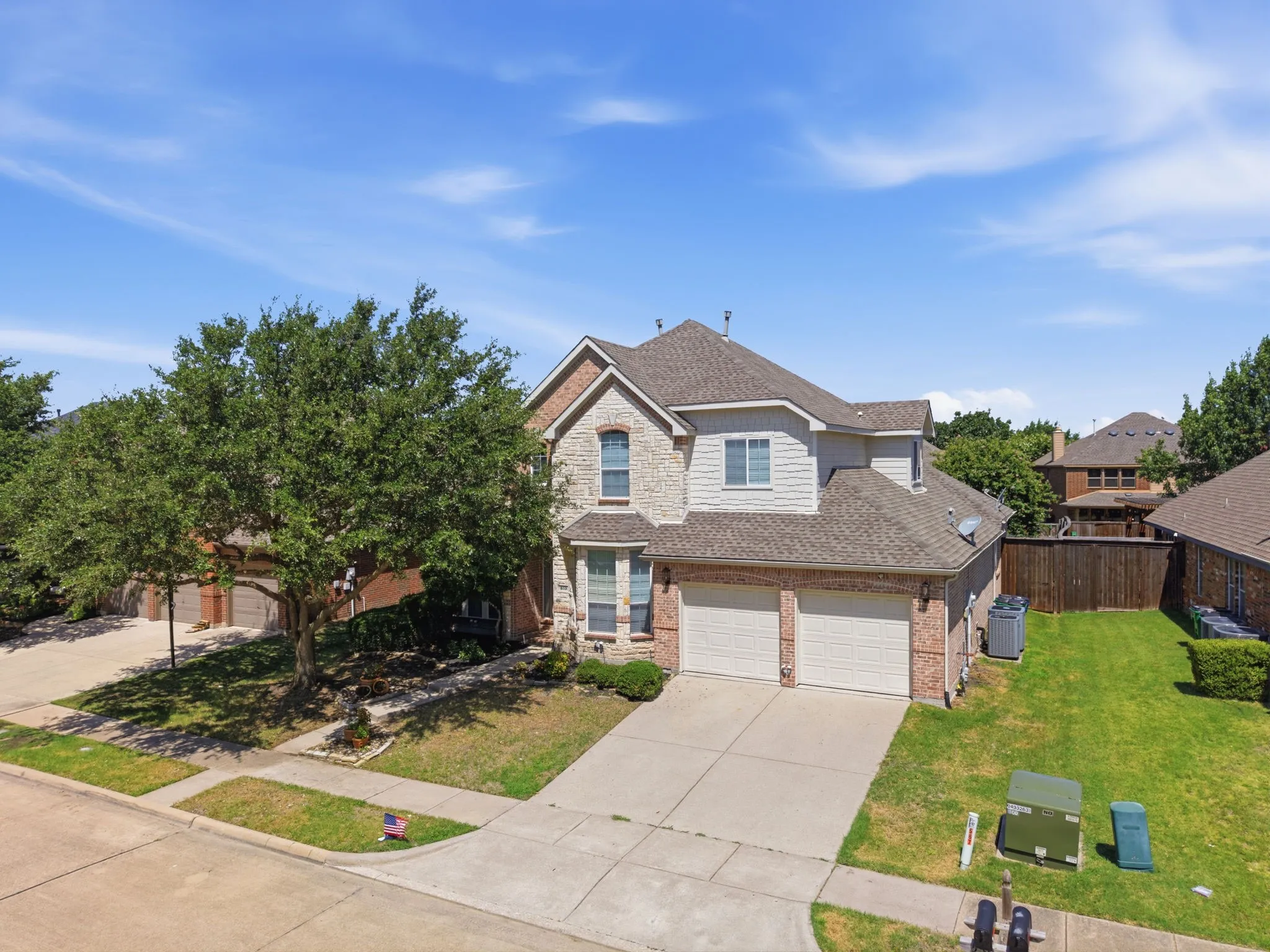 Single Family Residence For Sale in Rockwall County , 559 Reed Drive, Fate, Texas 75087, 4 Bedroom, 3 Bathroom, 3 Garage spaces, 2,985 Sqft, built in 2005, mls#21327438, Real Estate Agent in Fate, Homes For Sale in Rockwall county, Homes For Sale in Fate, Realtor in Fate Texas, Real Estate Brokerage Independent Realty Texas, Luminita Cordes Realtor