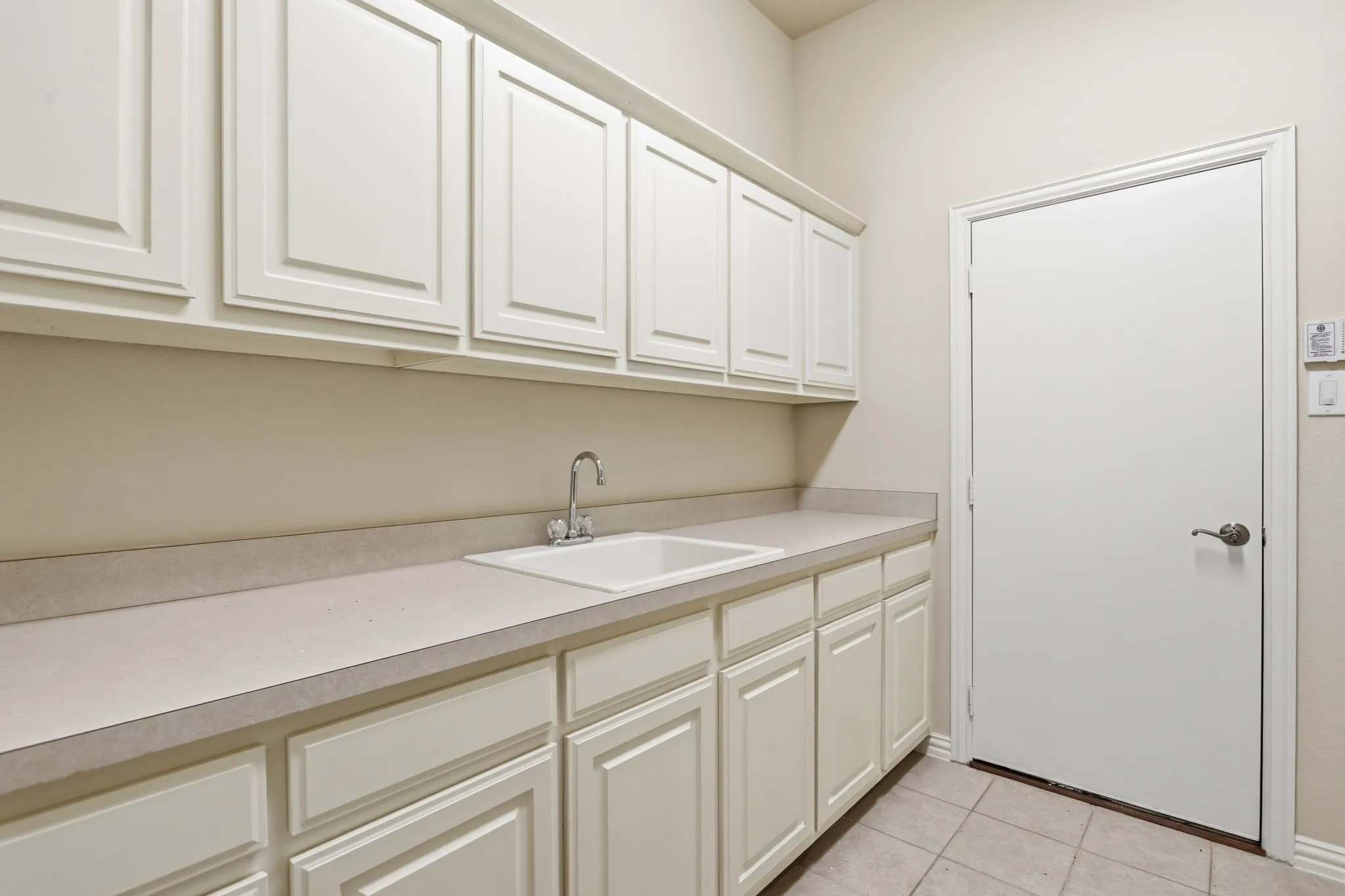 Single Family Residence For Sale in Rockwall County , 559 Reed Drive, Fate, Texas 75087, 4 Bedroom, 3 Bathroom, 3 Garage spaces, 2,985 Sqft, built in 2005, mls#21327438, Real Estate Agent in Fate, Homes For Sale in Rockwall county, Homes For Sale in Fate, Realtor in Fate Texas, Real Estate Brokerage Independent Realty Texas, Luminita Cordes Realtor