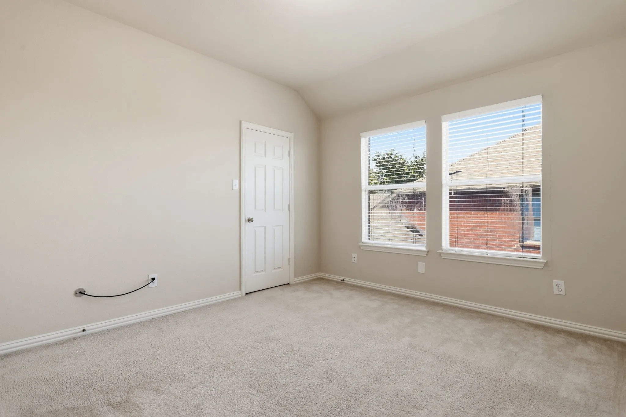 upstairs bedroom 4