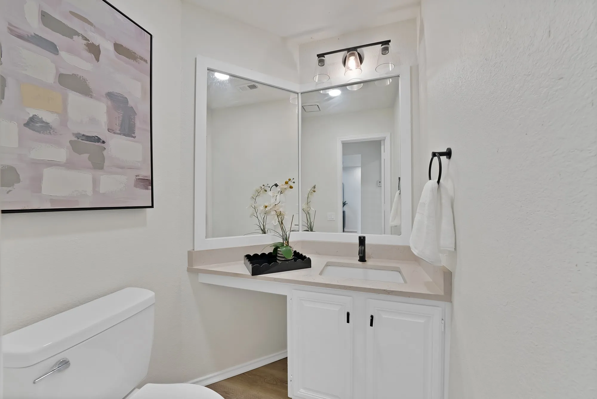 Single Family Residence For Rent in Tarrant County , 7548 Meadow Creek Drive, Fort Worth, Texas 76123, 5 Bedroom, 3 Bathroom, 2 Garage spaces, 2,396 Sqft, built in 1992, Price $2,950, mls#21327339, Real Estate Agent in Fort Worth, Homes For Rent in Tarrant county, Homes For Rent in Fort Worth, Realtor in Fort Worth Texas, Real Estate Brokerage Independent Realty Texas, Luminita Cordes Realtor