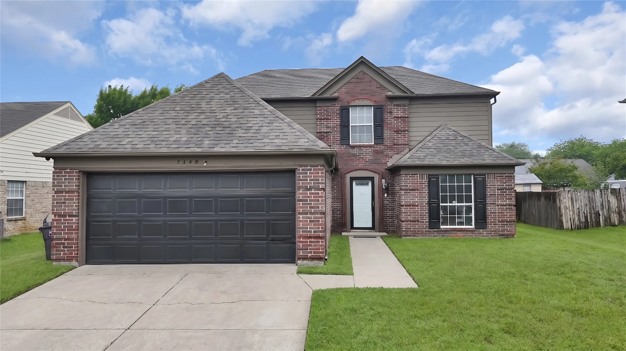 Single Family Residence For Rent in Tarrant County , 7548 Meadow Creek Drive, Fort Worth, Texas 76123, 5 Bedroom, 3 Bathroom, 2 Garage spaces, 2,396 Sqft, built in 1992, Price $2,950, mls#21327339, Real Estate Agent in Fort Worth, Homes For Rent in Tarrant county, Homes For Rent in Fort Worth, Realtor in Fort Worth Texas, Real Estate Brokerage Independent Realty Texas, Luminita Cordes Realtor