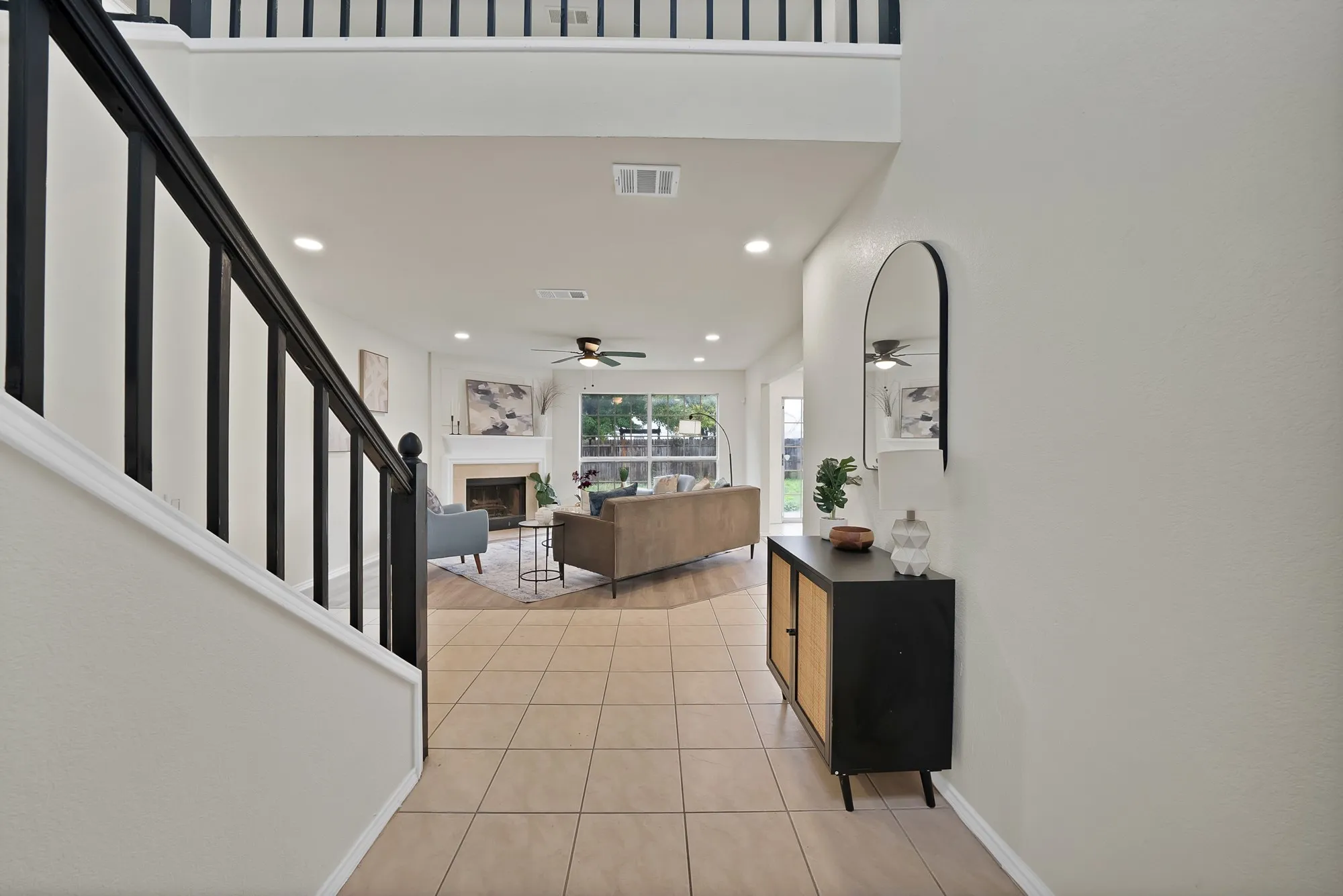 Single Family Residence For Rent in Tarrant County , 7548 Meadow Creek Drive, Fort Worth, Texas 76123, 5 Bedroom, 3 Bathroom, 2 Garage spaces, 2,396 Sqft, built in 1992, Price $2,950, mls#21327339, Real Estate Agent in Fort Worth, Homes For Rent in Tarrant county, Homes For Rent in Fort Worth, Realtor in Fort Worth Texas, Real Estate Brokerage Independent Realty Texas, Luminita Cordes Realtor