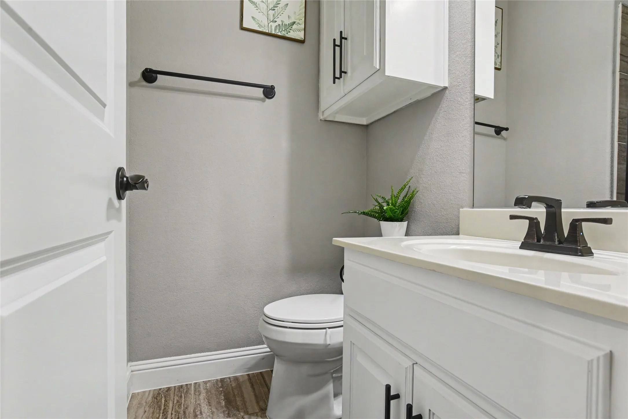 Single Family Residence For Sale in Rockwall County , 310 Aeronca Drive, Fate, Texas 75087, 6 Bedroom, 4 Bathroom, 2 Garage spaces, 3,886 Sqft, built in 2019, mls#21327536, Real Estate Agent in Fate, Homes For Sale in Rockwall county, Homes For Sale in Fate, Realtor in Fate Texas, Real Estate Brokerage Independent Realty Texas, Luminita Cordes Realtor