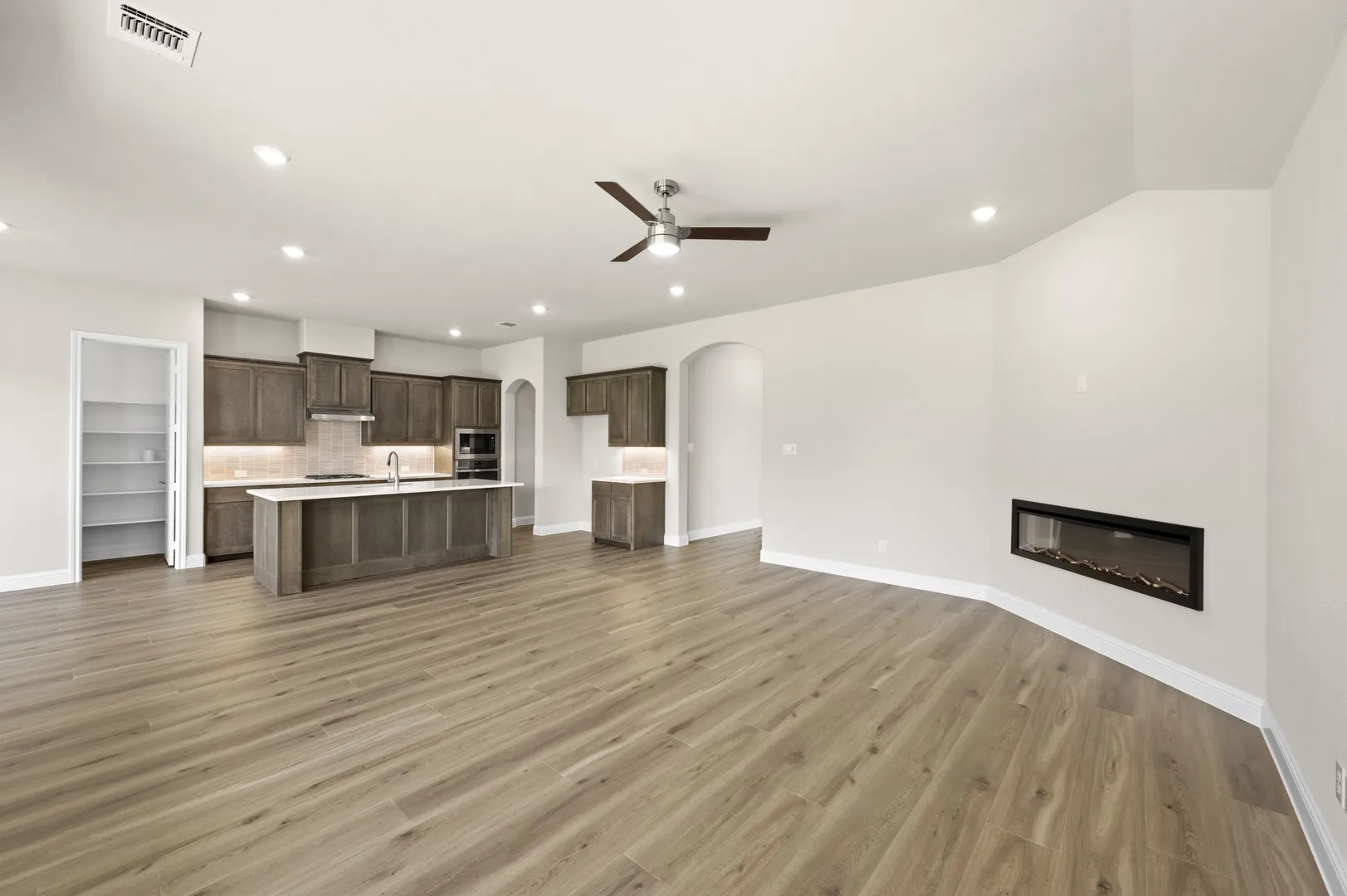 DFW-Myrtle Creek-Concept 2464-228 Mountain Laurel Drive- Living Room -Risewell Homes-2