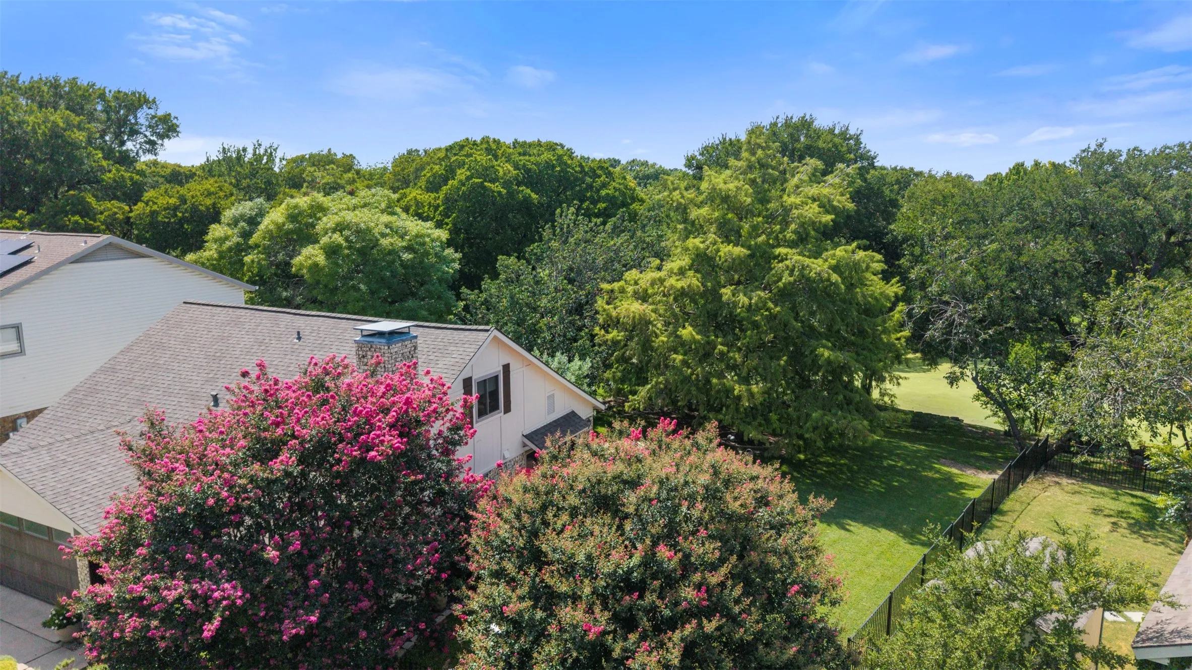 Single Family Residence For Sale in Dallas County , 5905 Galaxie Road, Garland, Texas 75044, 3 Bedroom, 2 Bathroom, 2 Garage spaces, 1,588 Sqft, built in 1979, mls#21311506, Real Estate Agent in Garland, Homes For Sale in Dallas county, Homes For Sale in Garland, Realtor in Garland Texas, Real Estate Brokerage Independent Realty Texas, Luminita Cordes Realtor
