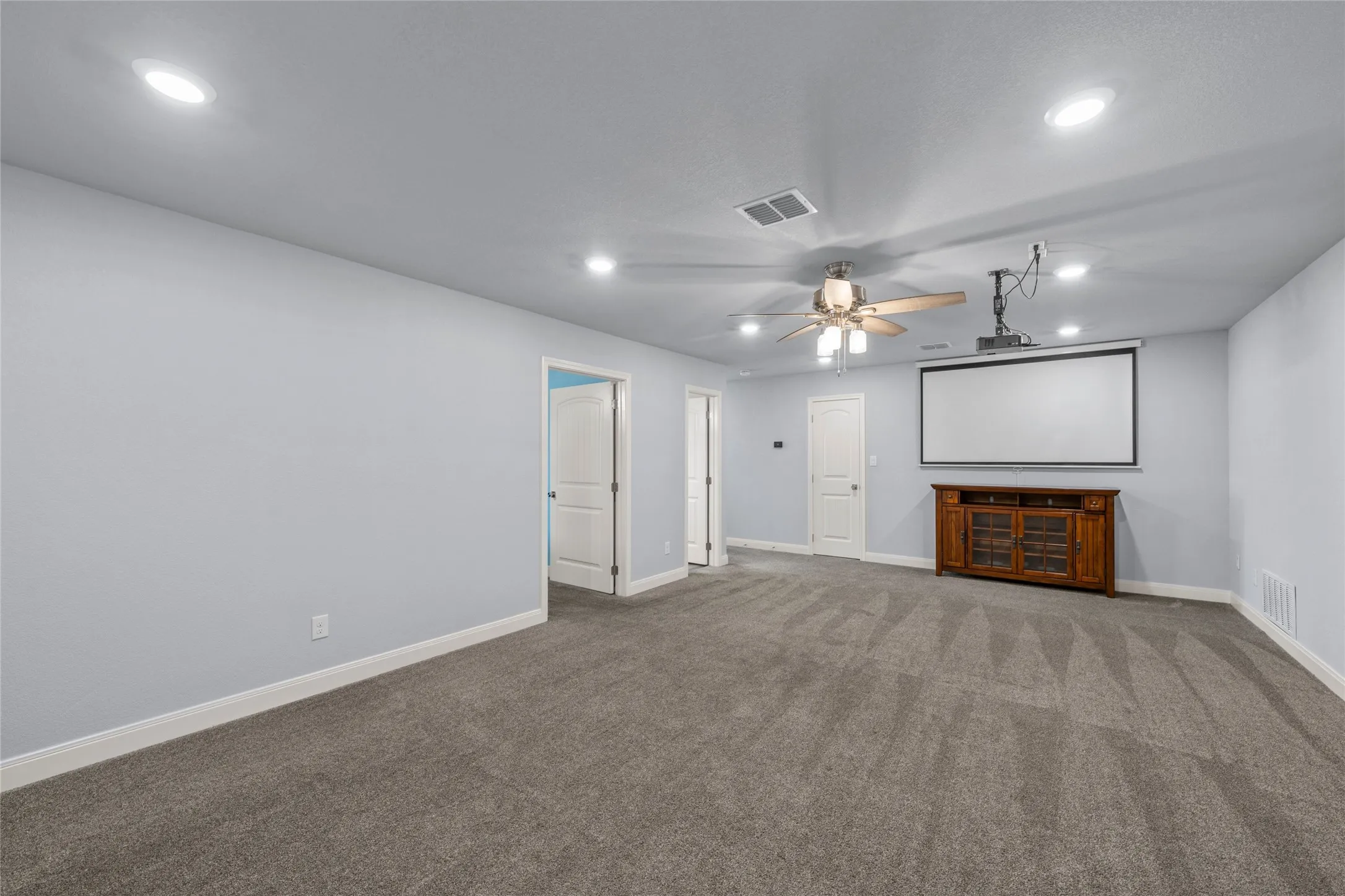 Single Family Residence For Sale in Mc Lennan County , 10112 Braided Briar Lane, Waco, Texas 76712, 5 Bedroom, 3 Bathroom, 2 Garage spaces, 2,772 Sqft, built in 2020, mls#21327044, Real Estate Agent in Waco, Homes For Sale in Mc Lennan county, Homes For Sale in Waco, Realtor in Waco Texas, Real Estate Brokerage Independent Realty Texas, Luminita Cordes Realtor