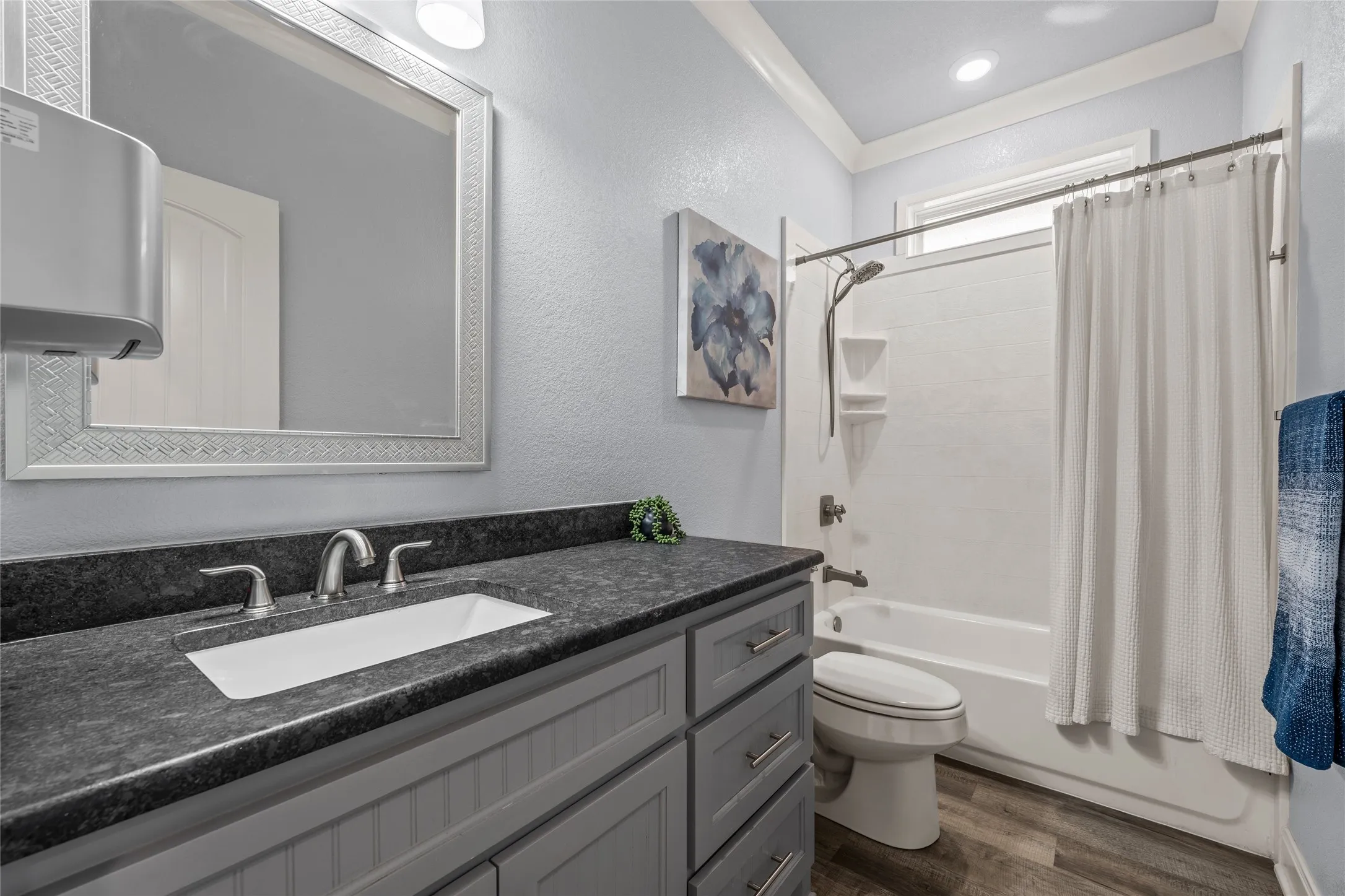Single Family Residence For Sale in Mc Lennan County , 10112 Braided Briar Lane, Waco, Texas 76712, 5 Bedroom, 3 Bathroom, 2 Garage spaces, 2,772 Sqft, built in 2020, mls#21327044, Real Estate Agent in Waco, Homes For Sale in Mc Lennan county, Homes For Sale in Waco, Realtor in Waco Texas, Real Estate Brokerage Independent Realty Texas, Luminita Cordes Realtor