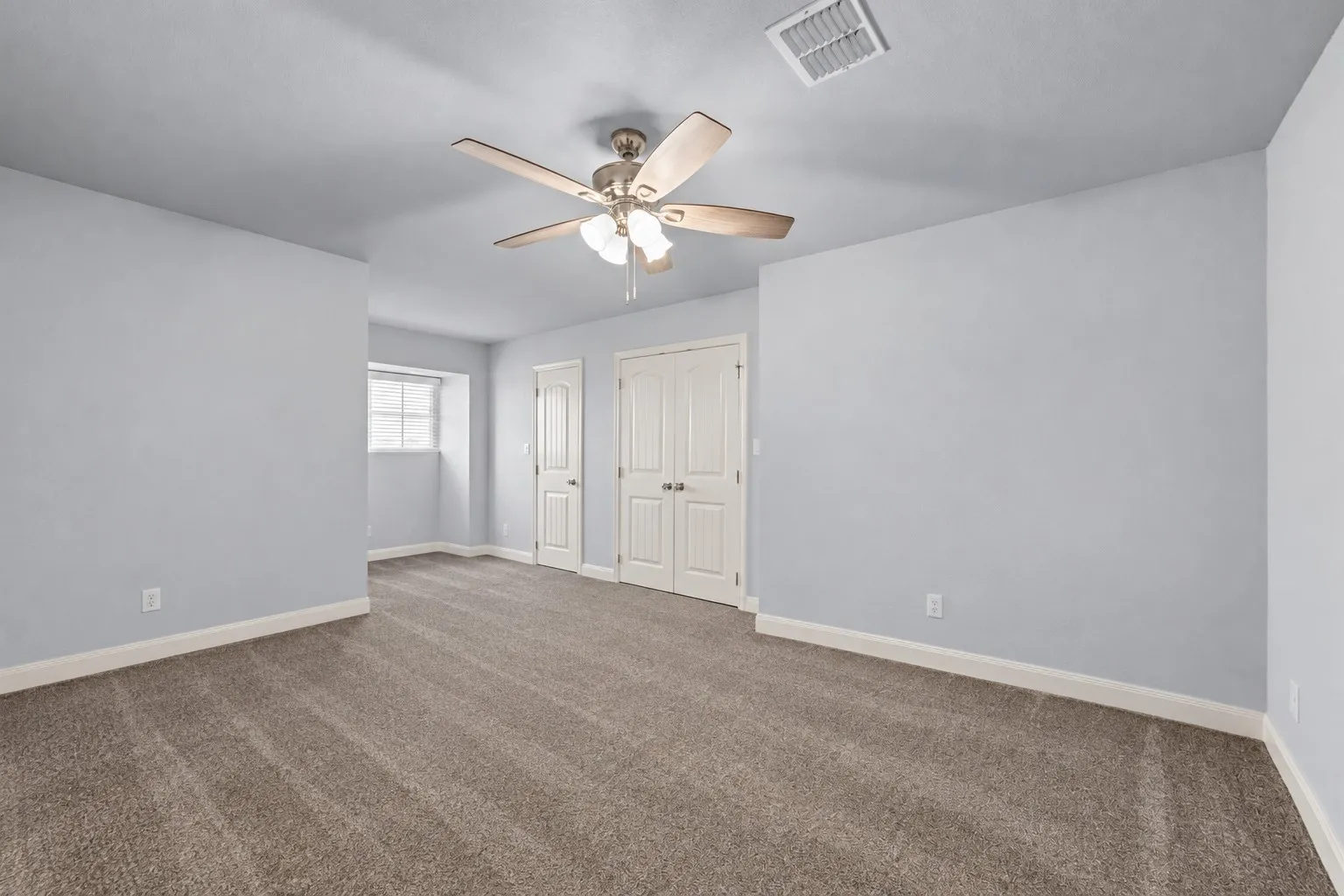 Single Family Residence For Sale in Mc Lennan County , 10112 Braided Briar Lane, Waco, Texas 76712, 5 Bedroom, 3 Bathroom, 2 Garage spaces, 2,772 Sqft, built in 2020, mls#21327044, Real Estate Agent in Waco, Homes For Sale in Mc Lennan county, Homes For Sale in Waco, Realtor in Waco Texas, Real Estate Brokerage Independent Realty Texas, Luminita Cordes Realtor