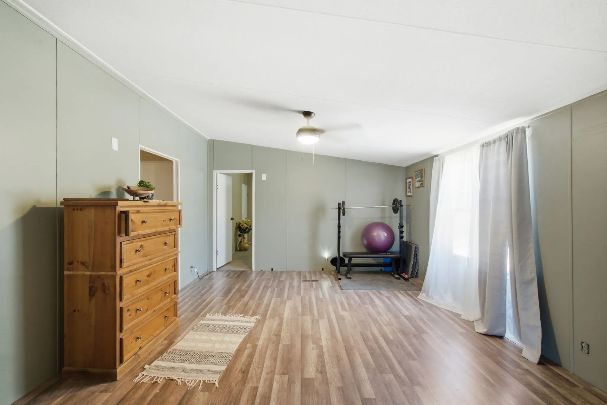 Mobile Home For Sale in Hood County , 7237 Hayworth Highway, Granbury, Texas 76048, 3 Bedroom, 2 Bathroom, Garage spaces, 1,782 Sqft, built in 1996, mls#21322483, Real Estate Agent in Granbury, Homes For Sale in Hood county, Homes For Sale in Granbury, Realtor in Granbury Texas, Real Estate Brokerage Independent Realty Texas, Luminita Cordes Realtor