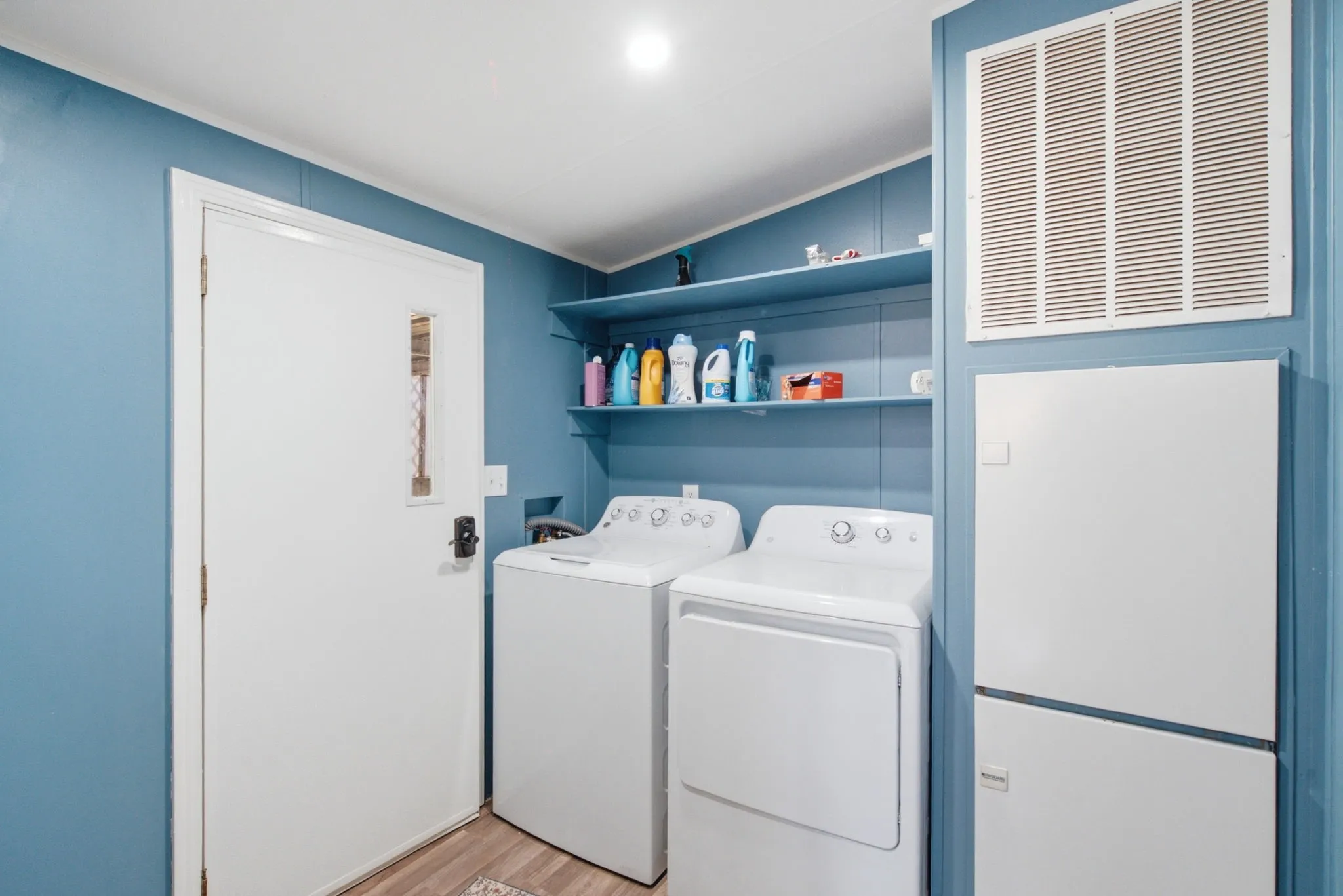 Mobile Home For Sale in Hood County , 7237 Hayworth Highway, Granbury, Texas 76048, 3 Bedroom, 2 Bathroom, Garage spaces, 1,782 Sqft, built in 1996, mls#21322483, Real Estate Agent in Granbury, Homes For Sale in Hood county, Homes For Sale in Granbury, Realtor in Granbury Texas, Real Estate Brokerage Independent Realty Texas, Luminita Cordes Realtor