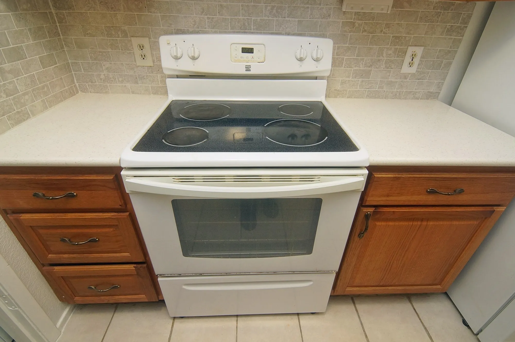 Condominium For Sale in Dallas County , 12480 Abrams Road 201, Dallas, Texas 75243, 1 Bedroom, 1 Bathroom, Garage spaces, 732 Sqft, built in 1982, Price $114,900, mls#21327542, Real Estate Agent in Dallas, Homes For Sale in Dallas county, Homes For Sale in Dallas, Realtor in Dallas Texas, Real Estate Brokerage Independent Realty Texas, Luminita Cordes Realtor