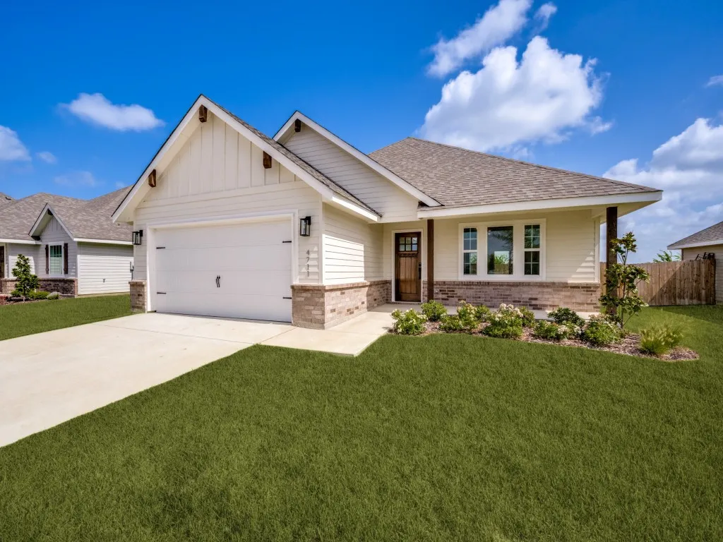 Single Family Residence For Sale in Denton County , 4711 Enclave Drive, Sanger, Texas 76266, 3 Bedroom, 2 Bathroom, 2 Garage spaces, 1,542 Sqft, built in 2026, mls#21327543, Real Estate Agent in Sanger, Homes For Sale in Denton county, Homes For Sale in Sanger, Realtor in Sanger Texas, Real Estate Brokerage Independent Realty Texas, Luminita Cordes Realtor