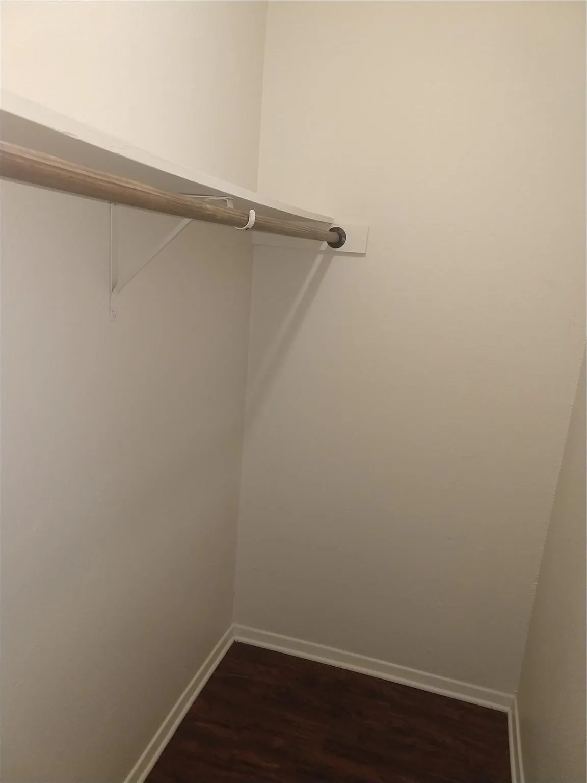 Duplex For Rent in Tarrant County , 2110 Valleywood Drive, Arlington, Texas 76013, 2 Bedroom, 2 Bathroom, Garage spaces, 1,073 Sqft, built in 1980, mls#21327475, Real Estate Agent in Arlington, Homes For Rent in Tarrant county, Homes For Rent in Arlington, Realtor in Arlington Texas, Real Estate Brokerage Independent Realty Texas, Luminita Cordes Realtor