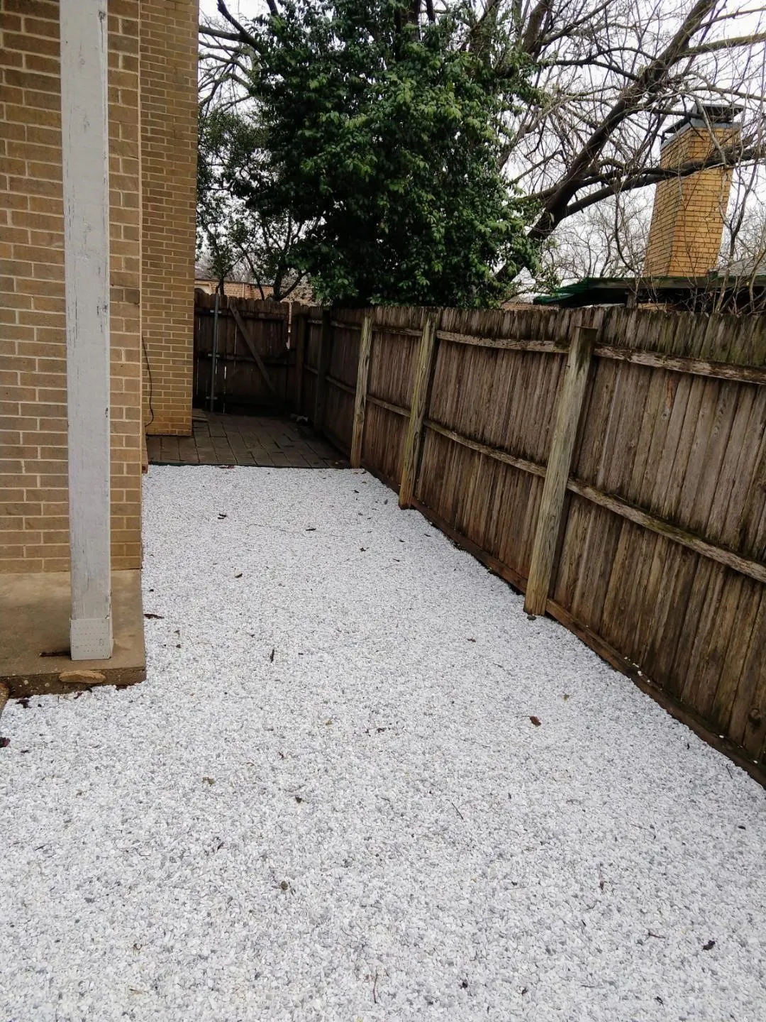 Duplex For Rent in Tarrant County , 2110 Valleywood Drive, Arlington, Texas 76013, 2 Bedroom, 2 Bathroom, Garage spaces, 1,073 Sqft, built in 1980, mls#21327475, Real Estate Agent in Arlington, Homes For Rent in Tarrant county, Homes For Rent in Arlington, Realtor in Arlington Texas, Real Estate Brokerage Independent Realty Texas, Luminita Cordes Realtor