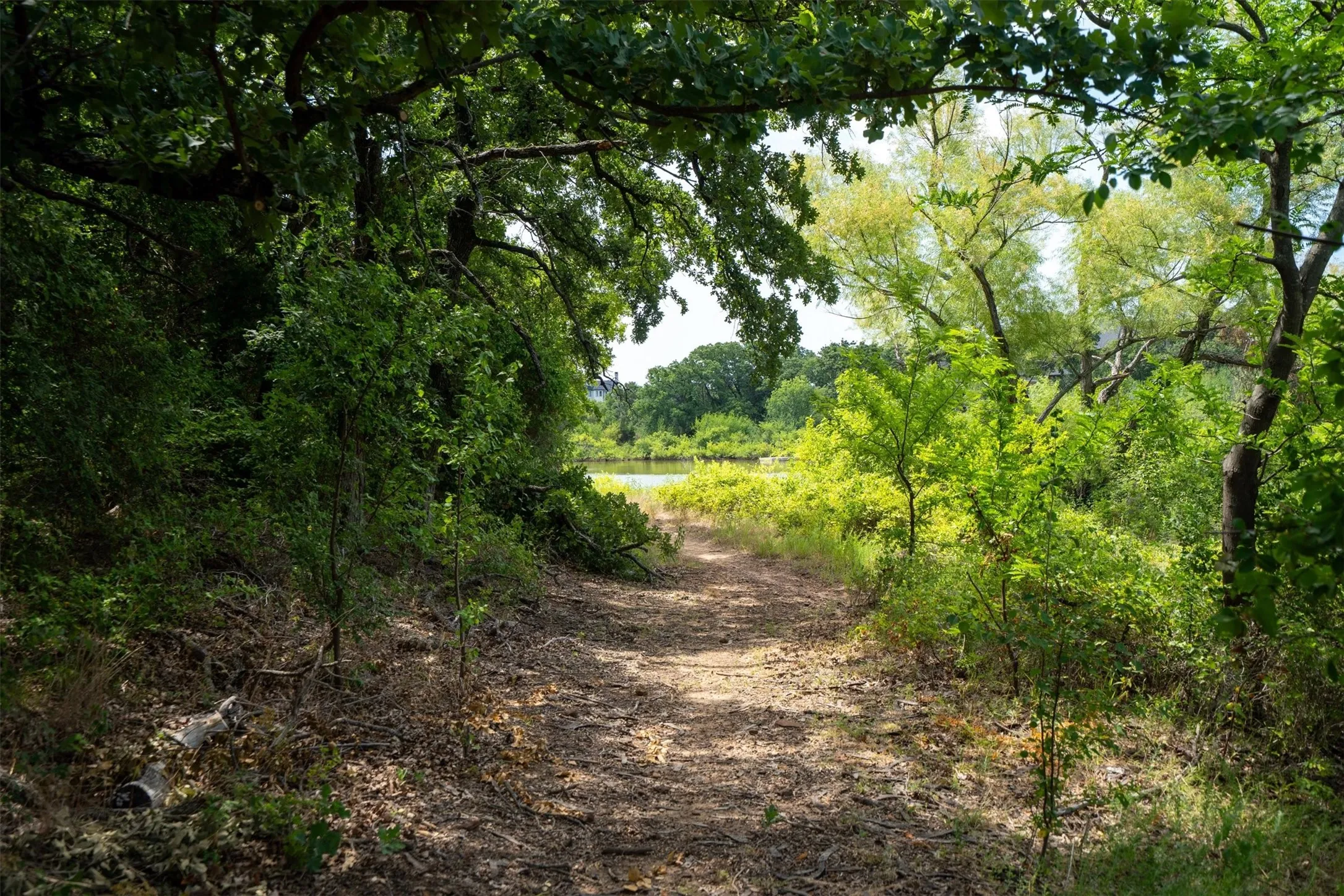 Unimproved Land For Sale in Denton County , 3110 Overlook Circle, Highland Village, Texas 75077, 0, 0, Garage spaces, 0 Sqft, built in 0, mls#21324546, Real Estate Agent in Highland Village, Homes For Sale in Denton county, Homes For Sale in Highland Village, Realtor in Highland Village Texas, Real Estate Brokerage Independent Realty Texas, Luminita Cordes Realtor