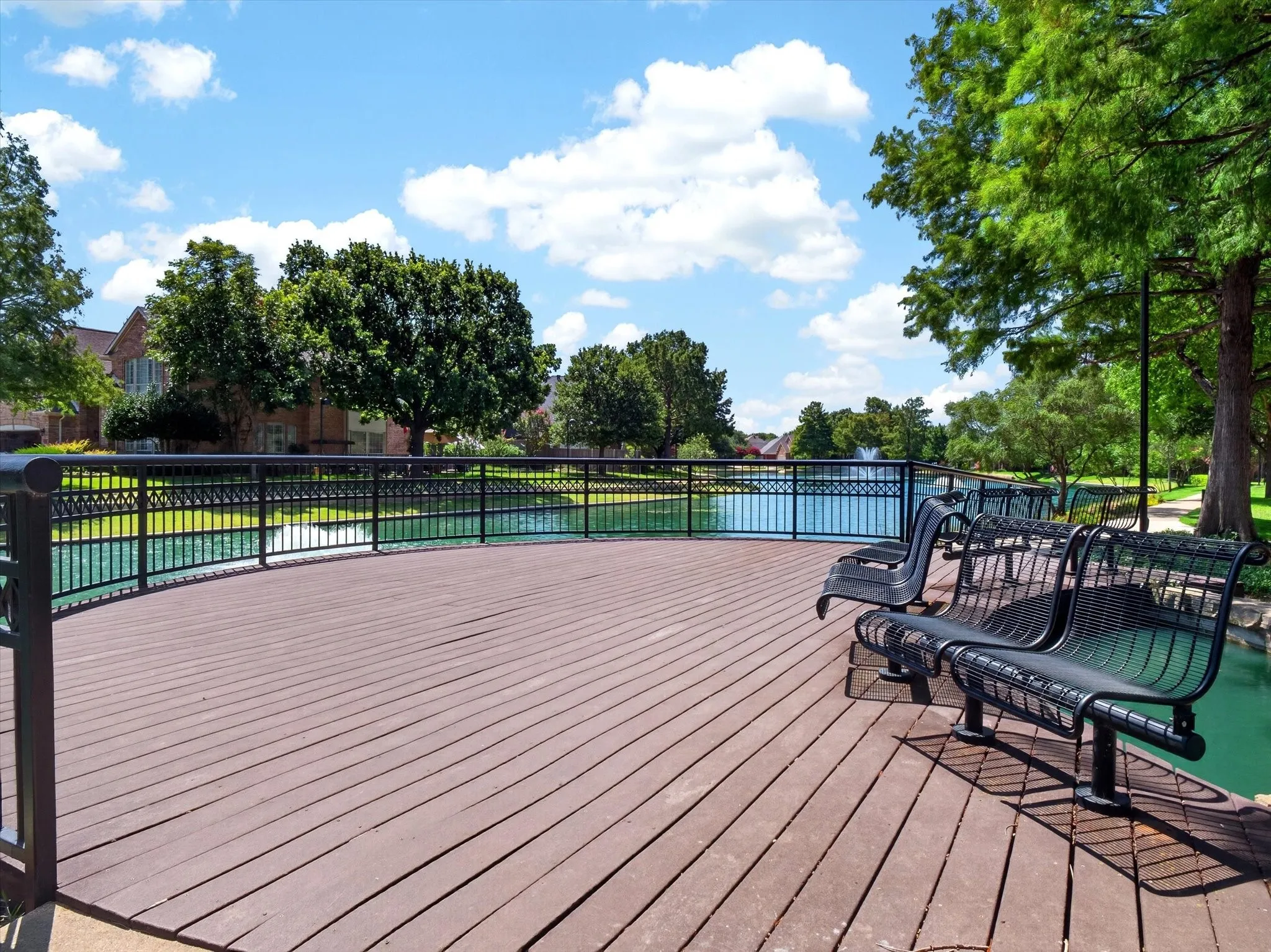 Condominium For Sale in Dallas County , 4067 Beltway Drive 140, Addison, Texas 75001, 2 Bedroom, 2 Bathroom, 1 Garage spaces, 990 Sqft, built in 1982, mls#21323915, Real Estate Agent in Addison, Homes For Sale in Dallas county, Homes For Sale in Addison, Realtor in Addison Texas, Real Estate Brokerage Independent Realty Texas, Luminita Cordes Realtor