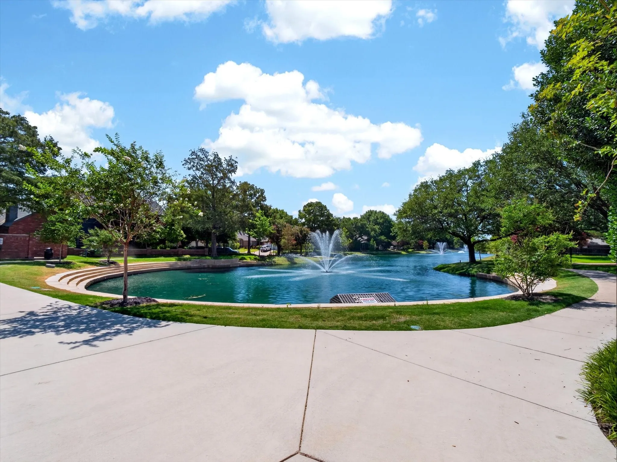 Condominium For Sale in Dallas County , 4067 Beltway Drive 140, Addison, Texas 75001, 2 Bedroom, 2 Bathroom, 1 Garage spaces, 990 Sqft, built in 1982, mls#21323915, Real Estate Agent in Addison, Homes For Sale in Dallas county, Homes For Sale in Addison, Realtor in Addison Texas, Real Estate Brokerage Independent Realty Texas, Luminita Cordes Realtor