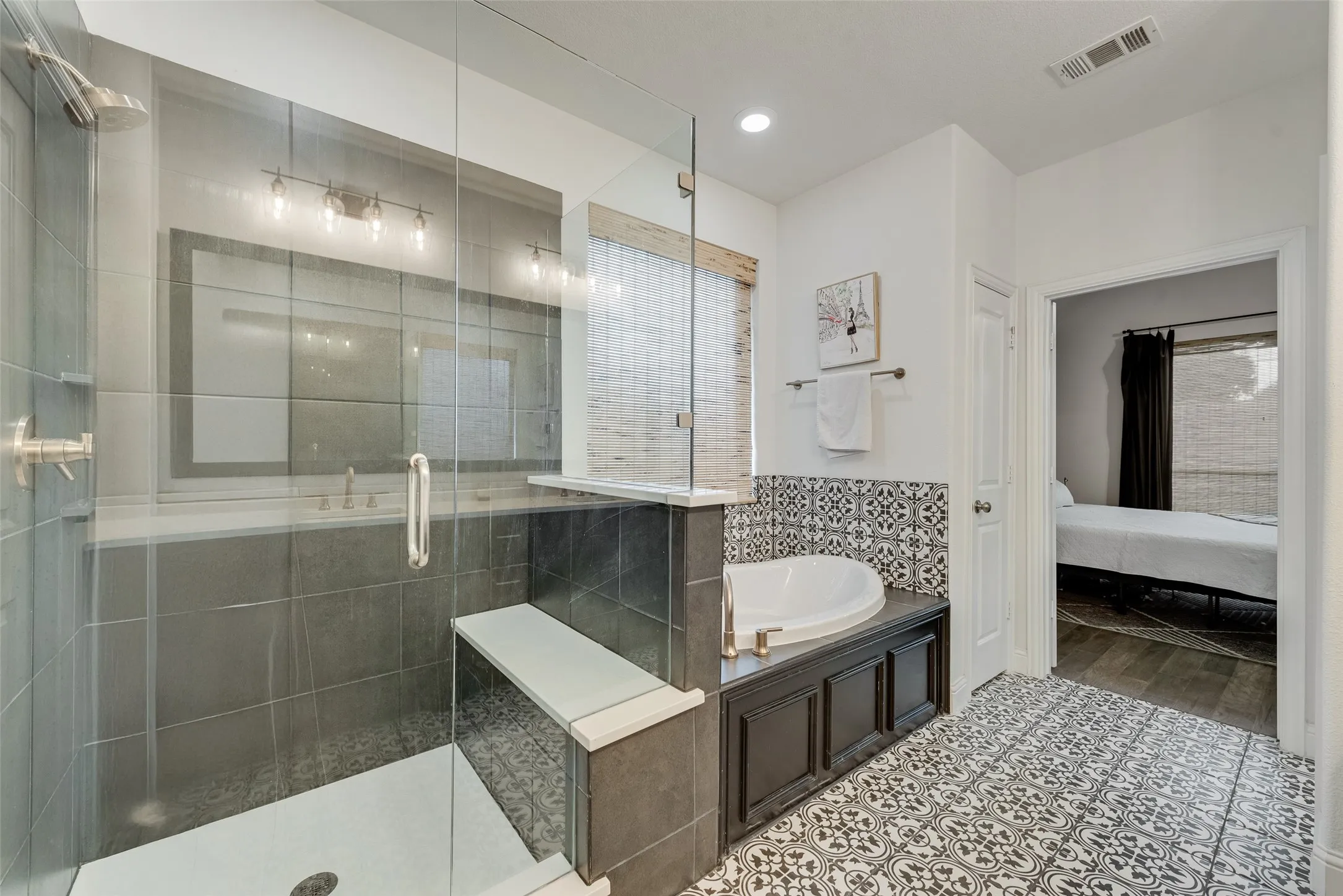 Single Family Residence For Sale in Collin County , 6608 Palo Alto Street, Mc Kinney, Texas 75070, 4 Bedroom, 3 Bathroom, 3 Garage spaces, 3,145 Sqft, built in 2020, mls#21327506, Real Estate Agent in Mc Kinney, Homes For Sale in Collin county, Homes For Sale in Mc Kinney, Realtor in Mc Kinney Texas, Real Estate Brokerage Independent Realty Texas, Luminita Cordes Realtor