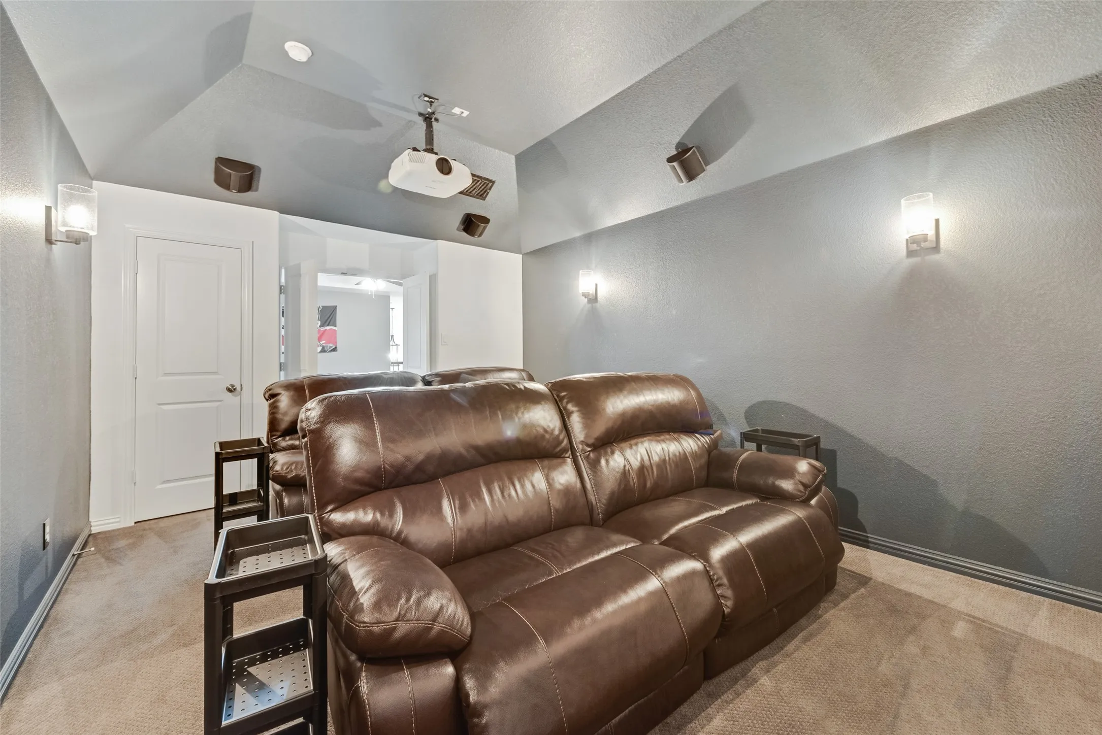 Single Family Residence For Sale in Collin County , 6608 Palo Alto Street, Mc Kinney, Texas 75070, 4 Bedroom, 3 Bathroom, 3 Garage spaces, 3,145 Sqft, built in 2020, mls#21327506, Real Estate Agent in Mc Kinney, Homes For Sale in Collin county, Homes For Sale in Mc Kinney, Realtor in Mc Kinney Texas, Real Estate Brokerage Independent Realty Texas, Luminita Cordes Realtor