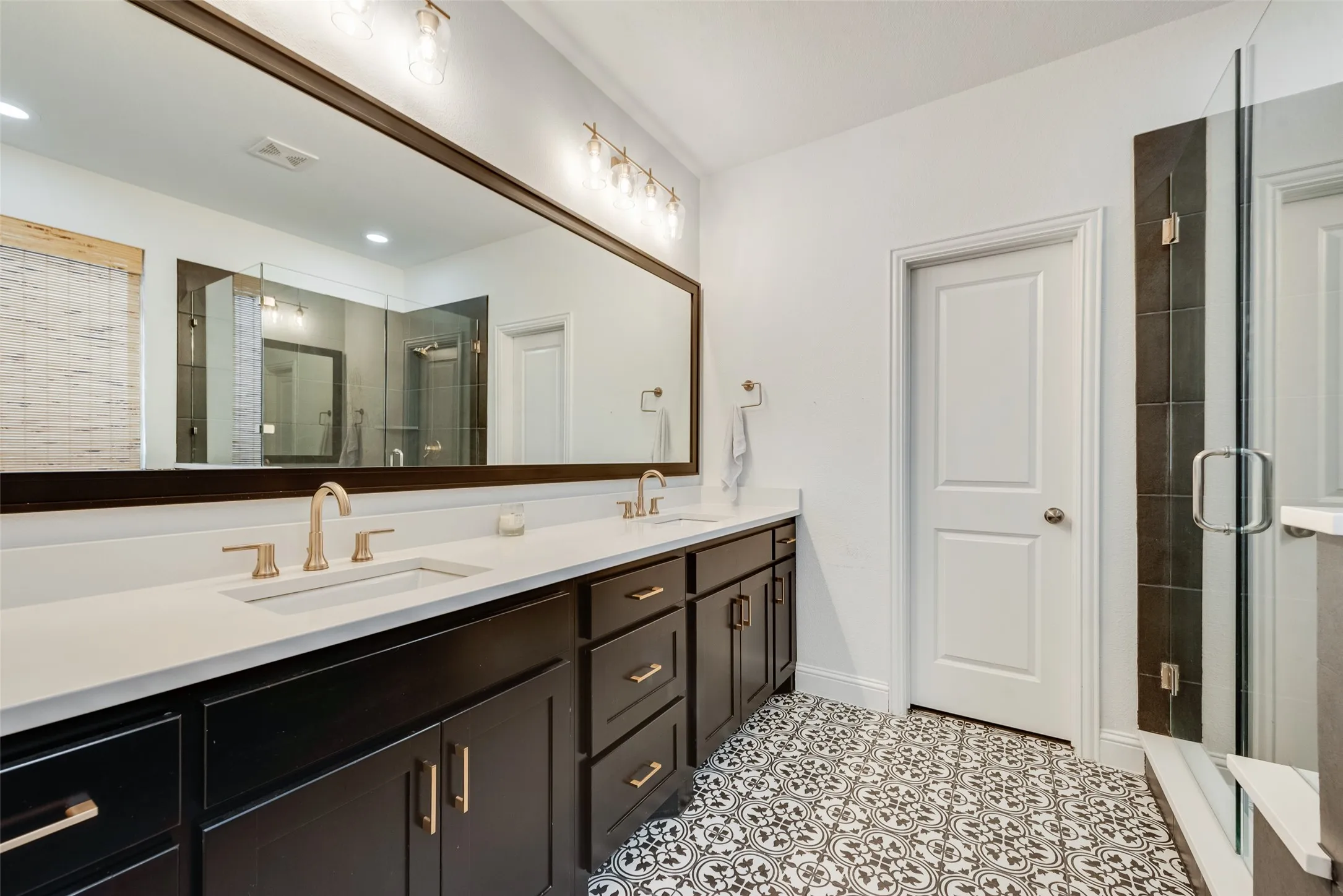 Single Family Residence For Sale in Collin County , 6608 Palo Alto Street, Mc Kinney, Texas 75070, 4 Bedroom, 3 Bathroom, 3 Garage spaces, 3,145 Sqft, built in 2020, mls#21327506, Real Estate Agent in Mc Kinney, Homes For Sale in Collin county, Homes For Sale in Mc Kinney, Realtor in Mc Kinney Texas, Real Estate Brokerage Independent Realty Texas, Luminita Cordes Realtor