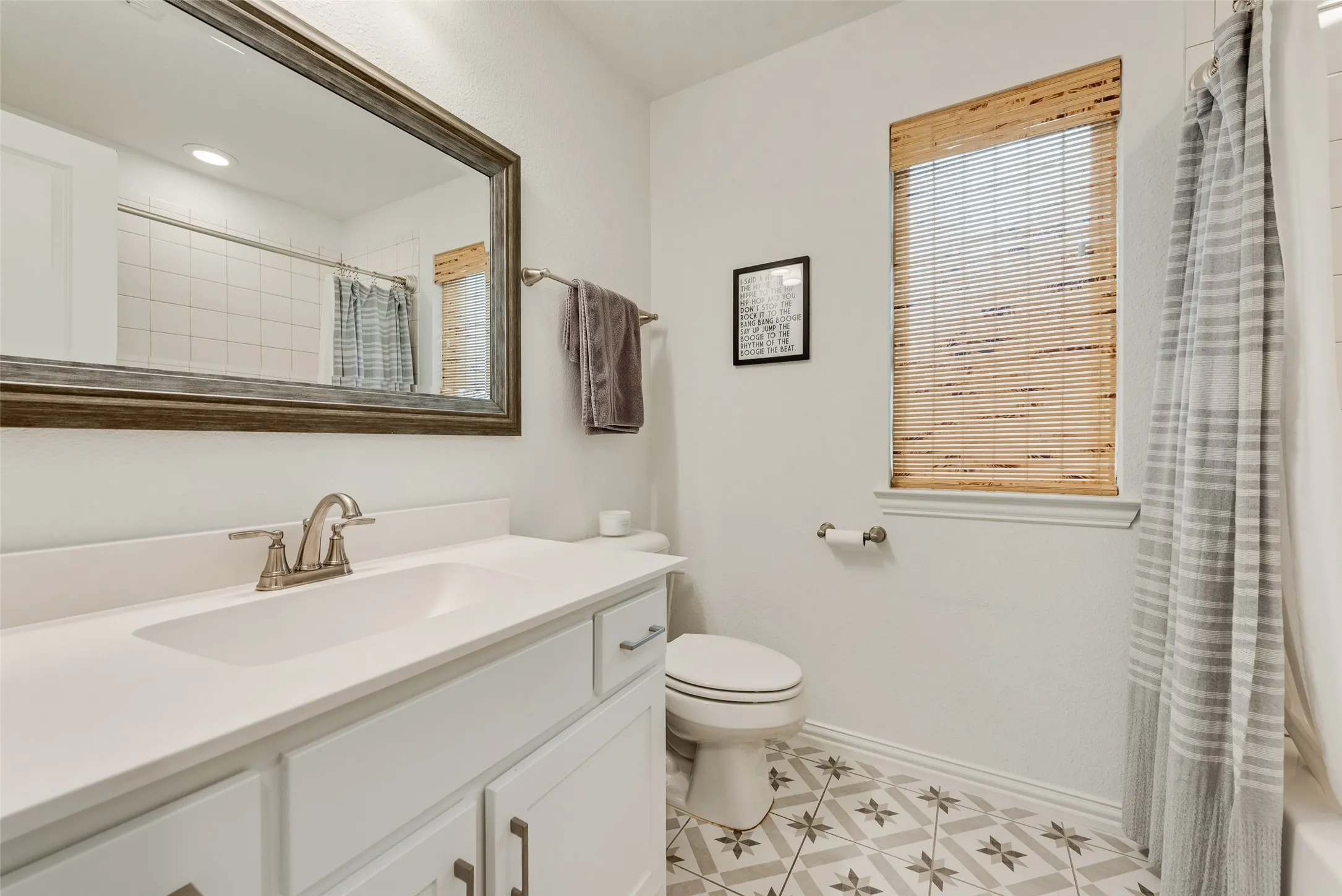 Single Family Residence For Sale in Collin County , 6608 Palo Alto Street, Mc Kinney, Texas 75070, 4 Bedroom, 3 Bathroom, 3 Garage spaces, 3,145 Sqft, built in 2020, mls#21327506, Real Estate Agent in Mc Kinney, Homes For Sale in Collin county, Homes For Sale in Mc Kinney, Realtor in Mc Kinney Texas, Real Estate Brokerage Independent Realty Texas, Luminita Cordes Realtor