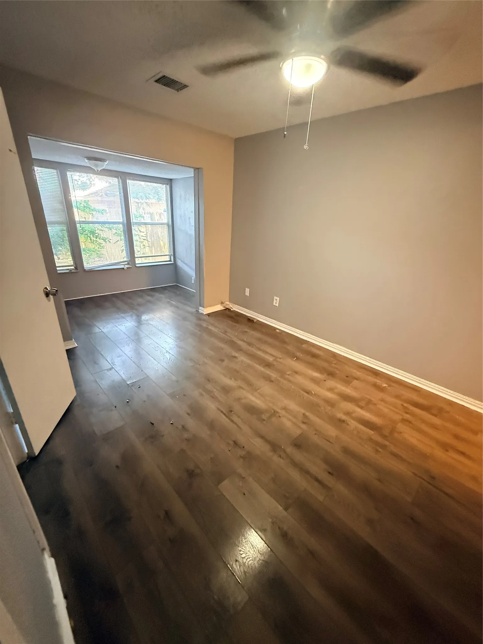 Townhouse For Rent in Dallas County , 723 Pebble Beach Drive, Garland, Texas 75043, 4 Bedroom, 2 Bathroom, 2 Garage spaces, 1,444 Sqft, built in 1987, mls#21327553, Real Estate Agent in Garland, Homes For Rent in Dallas county, Homes For Rent in Garland, Realtor in Garland Texas, Real Estate Brokerage Independent Realty Texas, Luminita Cordes Realtor