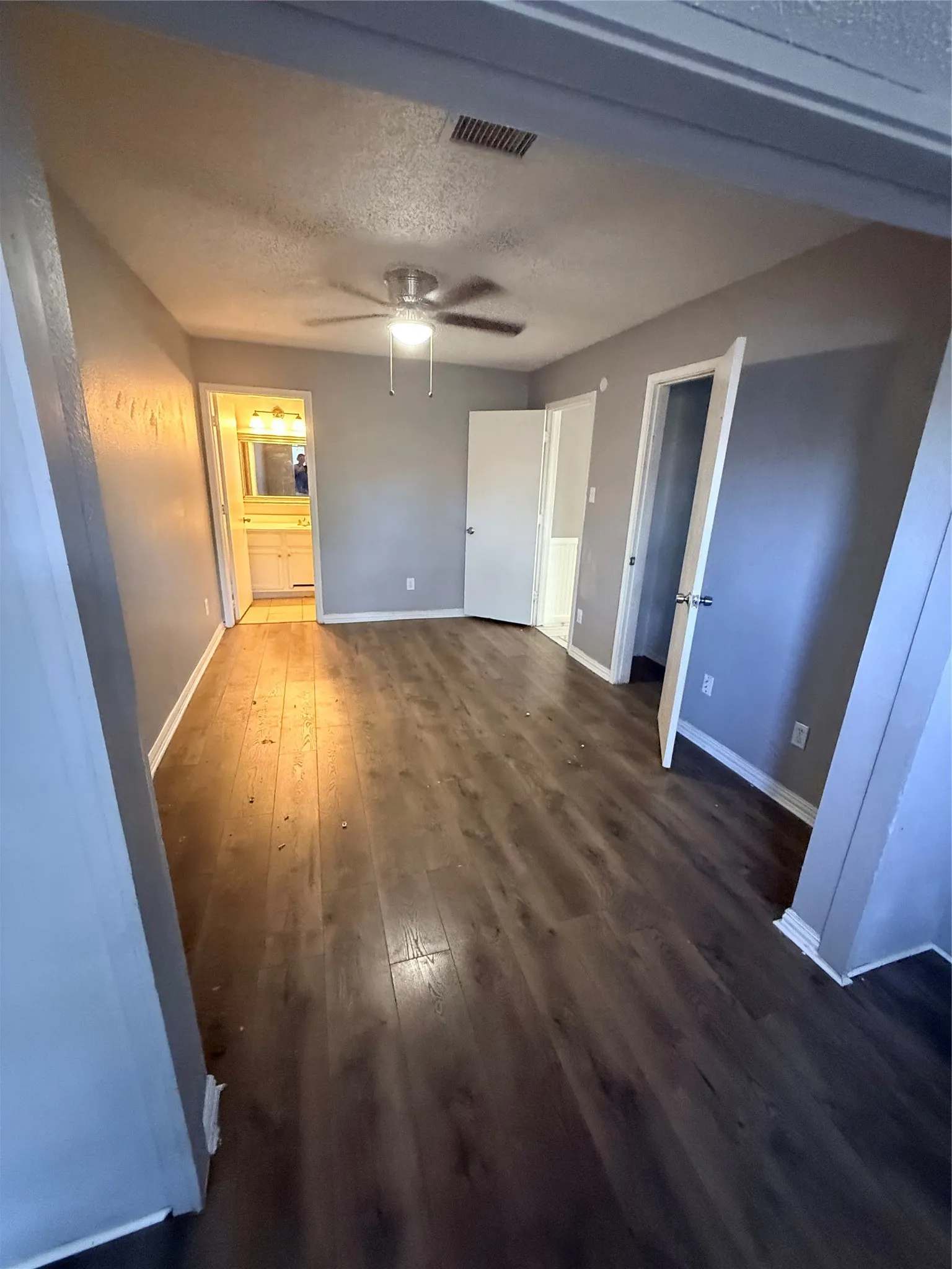 Townhouse For Rent in Dallas County , 723 Pebble Beach Drive, Garland, Texas 75043, 4 Bedroom, 2 Bathroom, 2 Garage spaces, 1,444 Sqft, built in 1987, mls#21327553, Real Estate Agent in Garland, Homes For Rent in Dallas county, Homes For Rent in Garland, Realtor in Garland Texas, Real Estate Brokerage Independent Realty Texas, Luminita Cordes Realtor