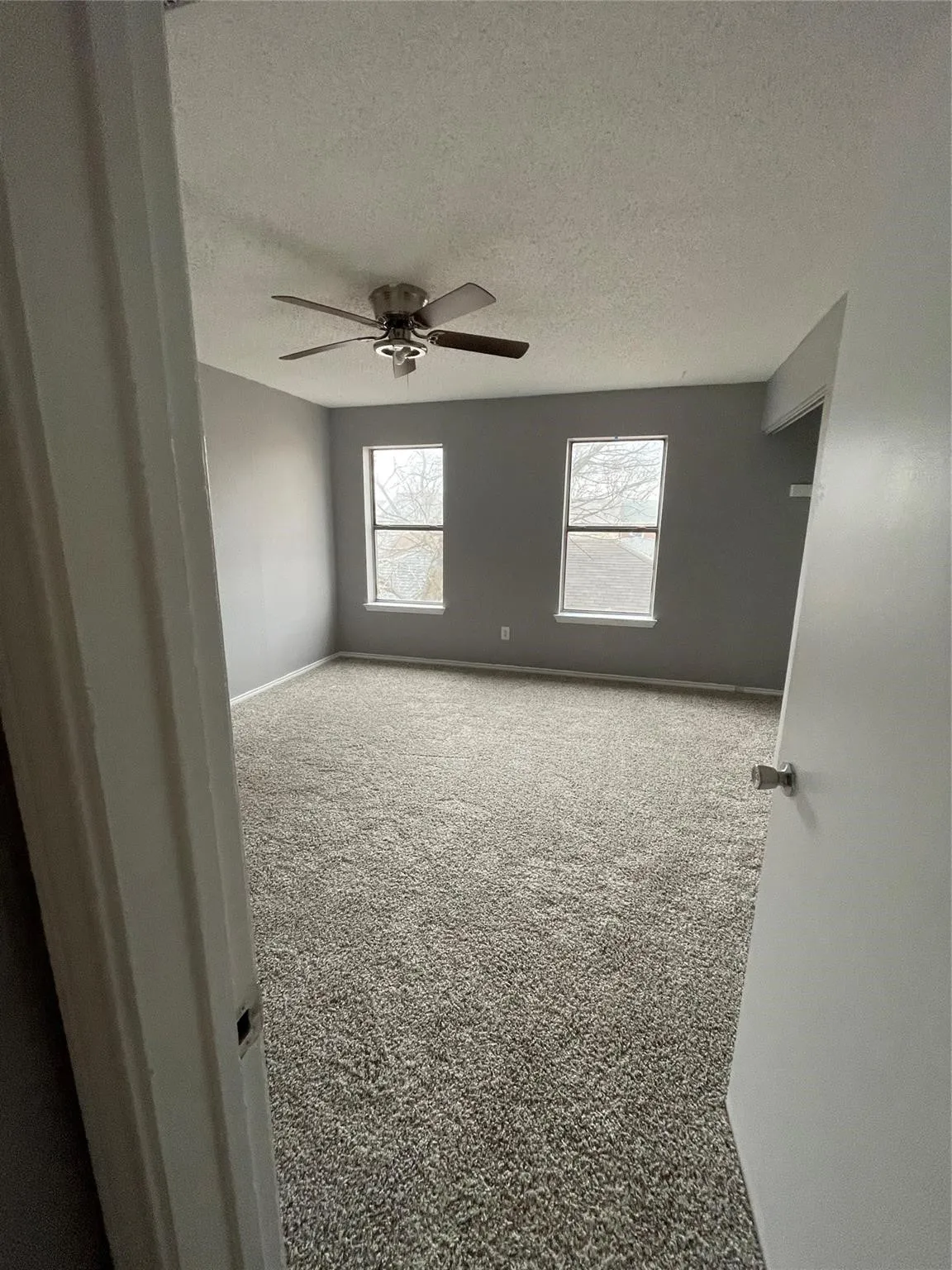 Townhouse For Rent in Dallas County , 723 Pebble Beach Drive, Garland, Texas 75043, 4 Bedroom, 2 Bathroom, 2 Garage spaces, 1,444 Sqft, built in 1987, mls#21327553, Real Estate Agent in Garland, Homes For Rent in Dallas county, Homes For Rent in Garland, Realtor in Garland Texas, Real Estate Brokerage Independent Realty Texas, Luminita Cordes Realtor