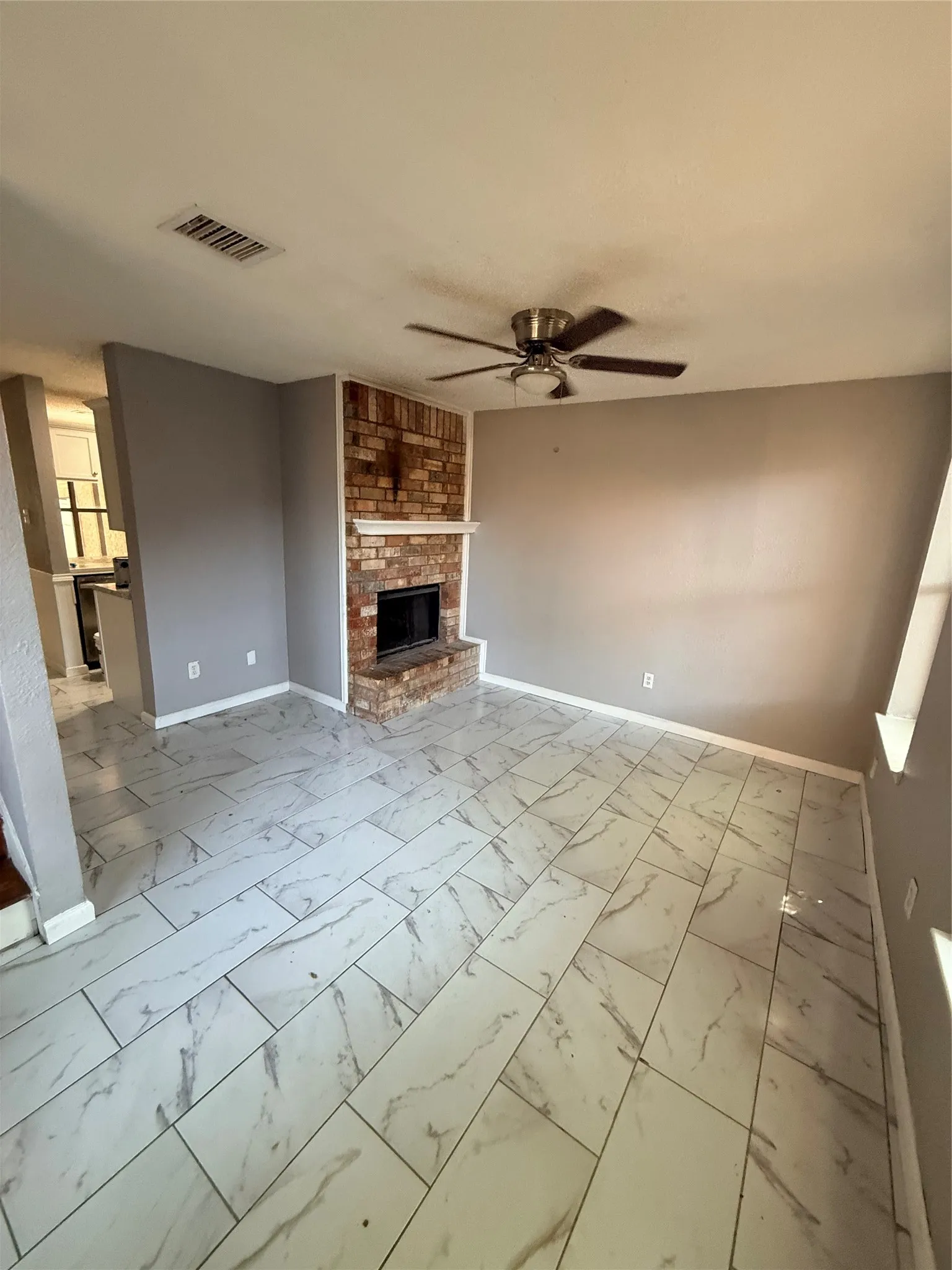 Townhouse For Rent in Dallas County , 723 Pebble Beach Drive, Garland, Texas 75043, 4 Bedroom, 2 Bathroom, 2 Garage spaces, 1,444 Sqft, built in 1987, mls#21327553, Real Estate Agent in Garland, Homes For Rent in Dallas county, Homes For Rent in Garland, Realtor in Garland Texas, Real Estate Brokerage Independent Realty Texas, Luminita Cordes Realtor