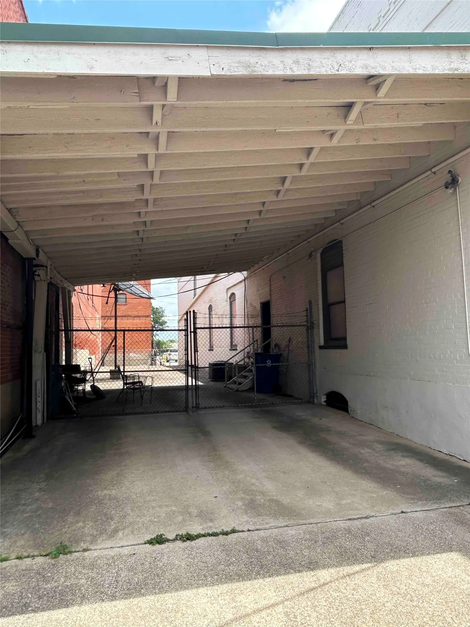 Office For Sale in Navarro County , 111 N Commerce Street, Corsicana, Texas 75110, 0, 0, Garage spaces, 0 Sqft, built in 1902, mls#21327517, Real Estate Agent in Corsicana, Homes For Sale in Navarro county, Homes For Sale in Corsicana, Realtor in Corsicana Texas, Real Estate Brokerage Independent Realty Texas, Luminita Cordes Realtor