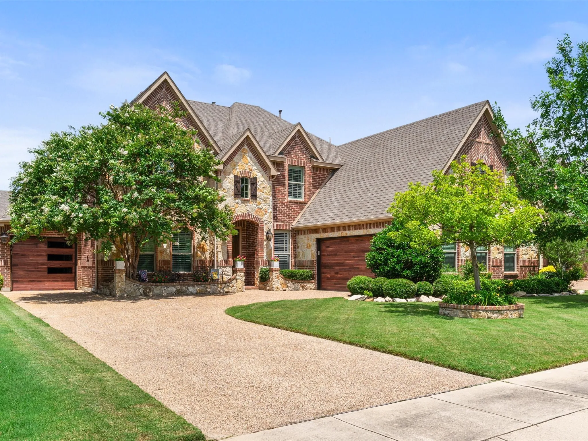 Single Family Residence For Sale in Denton County , 2749 Waverley Drive, Trophy Club, Texas 76262, 4 Bedroom, 4 Bathroom, 3 Garage spaces, 3,119 Sqft, built in 2011, mls#21327319, Real Estate Agent in Trophy Club, Homes For Sale in Denton county, Homes For Sale in Trophy Club, Realtor in Trophy Club Texas, Real Estate Brokerage Independent Realty Texas, Luminita Cordes Realtor