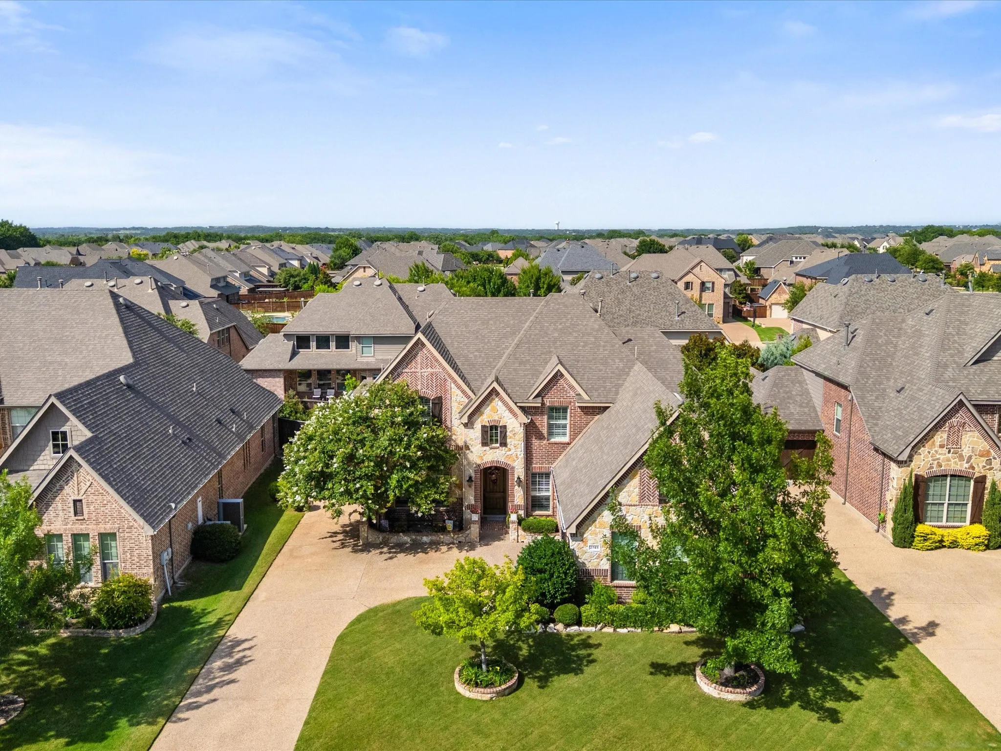 Single Family Residence For Sale in Denton County , 2749 Waverley Drive, Trophy Club, Texas 76262, 4 Bedroom, 4 Bathroom, 3 Garage spaces, 3,119 Sqft, built in 2011, mls#21327319, Real Estate Agent in Trophy Club, Homes For Sale in Denton county, Homes For Sale in Trophy Club, Realtor in Trophy Club Texas, Real Estate Brokerage Independent Realty Texas, Luminita Cordes Realtor