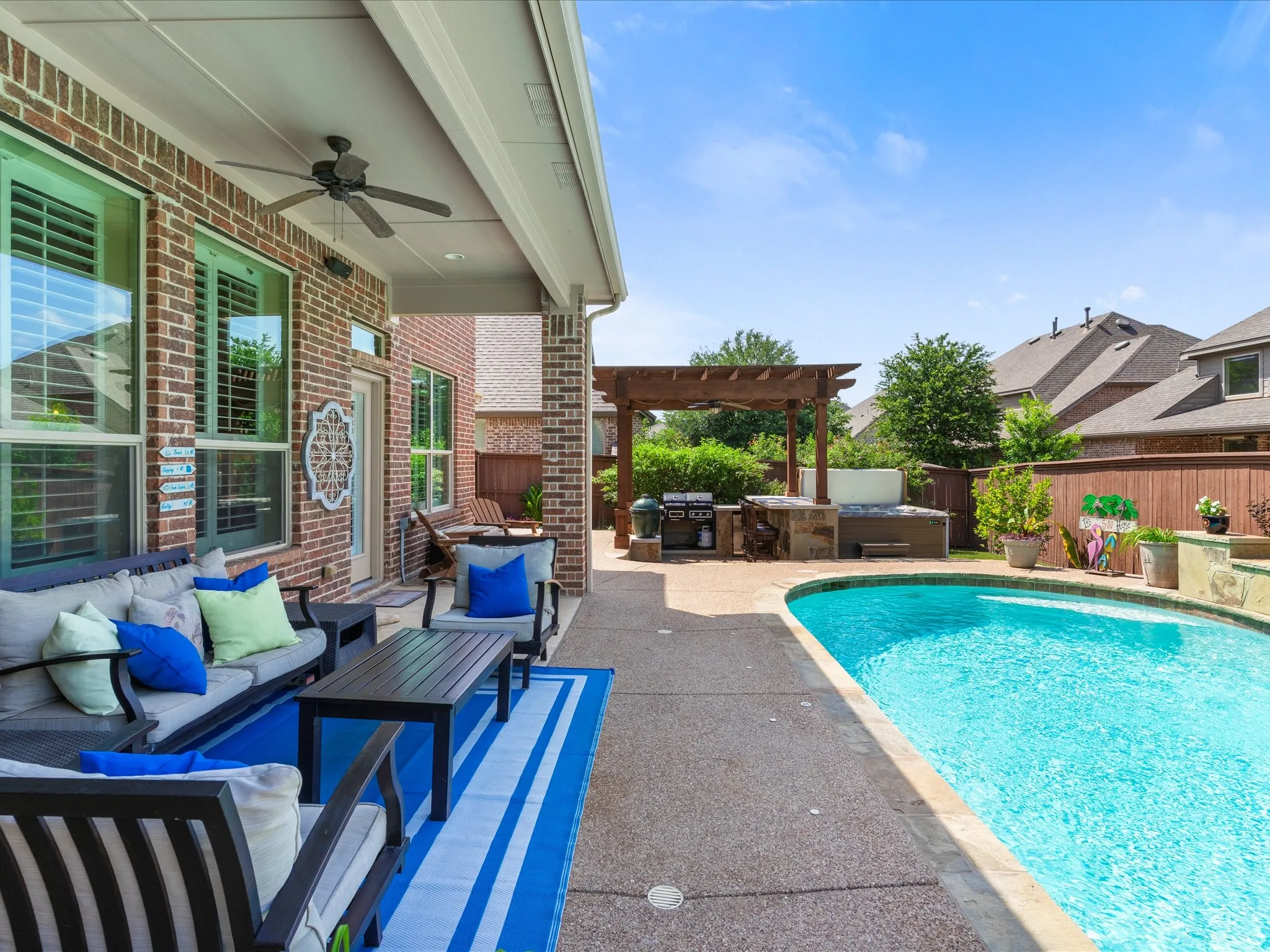 Single Family Residence For Sale in Denton County , 2749 Waverley Drive, Trophy Club, Texas 76262, 4 Bedroom, 4 Bathroom, 3 Garage spaces, 3,119 Sqft, built in 2011, mls#21327319, Real Estate Agent in Trophy Club, Homes For Sale in Denton county, Homes For Sale in Trophy Club, Realtor in Trophy Club Texas, Real Estate Brokerage Independent Realty Texas, Luminita Cordes Realtor
