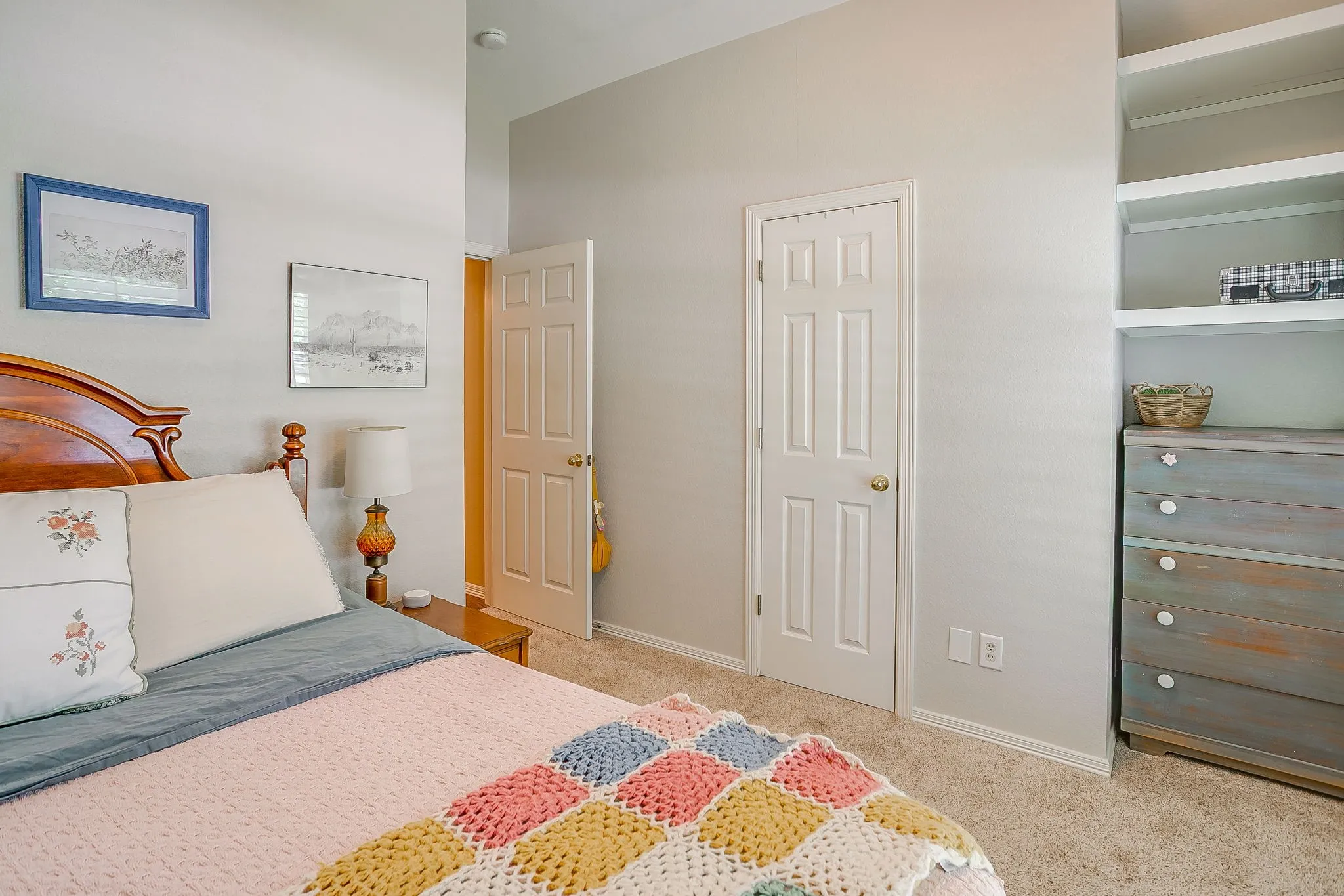 Single Family Residence For Sale in Tarrant County , 14 Zachary Court, Mansfield, Texas 76063, 3 Bedroom, 2 Bathroom, 2 Garage spaces, 2,101 Sqft, built in 1998, Price $399,000, mls#21325353, Real Estate Agent in Mansfield, Homes For Sale in Tarrant county, Homes For Sale in Mansfield, Realtor in Mansfield Texas, Real Estate Brokerage Independent Realty Texas, Luminita Cordes Realtor