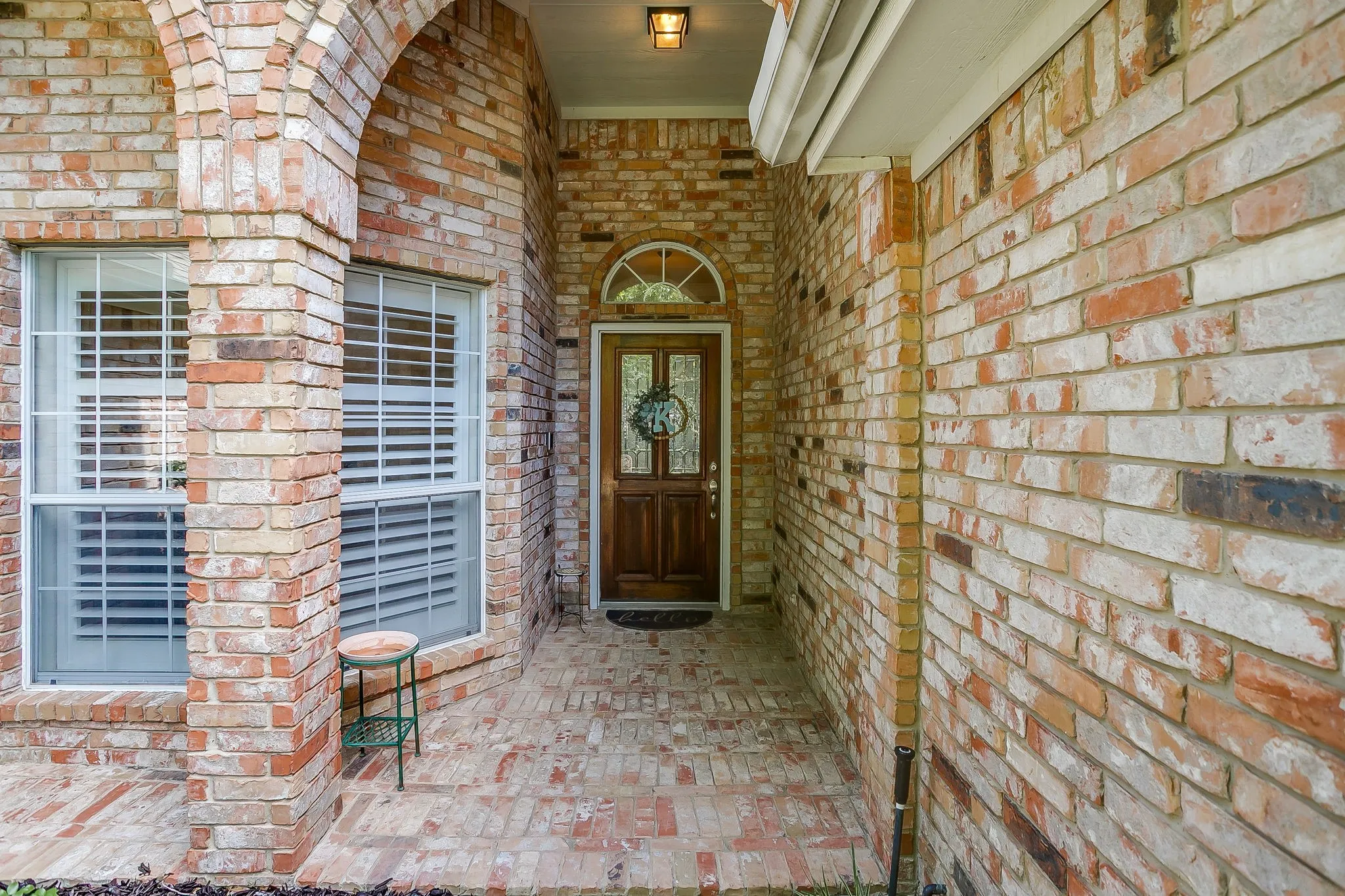 Single Family Residence For Sale in Tarrant County , 14 Zachary Court, Mansfield, Texas 76063, 3 Bedroom, 2 Bathroom, 2 Garage spaces, 2,101 Sqft, built in 1998, Price $399,000, mls#21325353, Real Estate Agent in Mansfield, Homes For Sale in Tarrant county, Homes For Sale in Mansfield, Realtor in Mansfield Texas, Real Estate Brokerage Independent Realty Texas, Luminita Cordes Realtor
