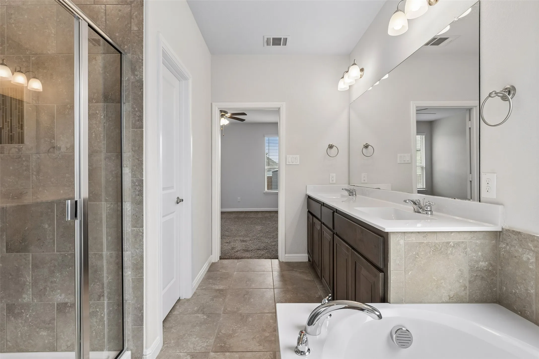 Single Family Residence For Sale in Tarrant County , 3908 Crater Circle, Fort Worth, Texas 76137, 4 Bedroom, 2 Bathroom, 2 Garage spaces, 2,029 Sqft, built in 2018, mls#21327081, Real Estate Agent in Fort Worth, Homes For Sale in Tarrant county, Homes For Sale in Fort Worth, Realtor in Fort Worth Texas, Real Estate Brokerage Independent Realty Texas, Luminita Cordes Realtor