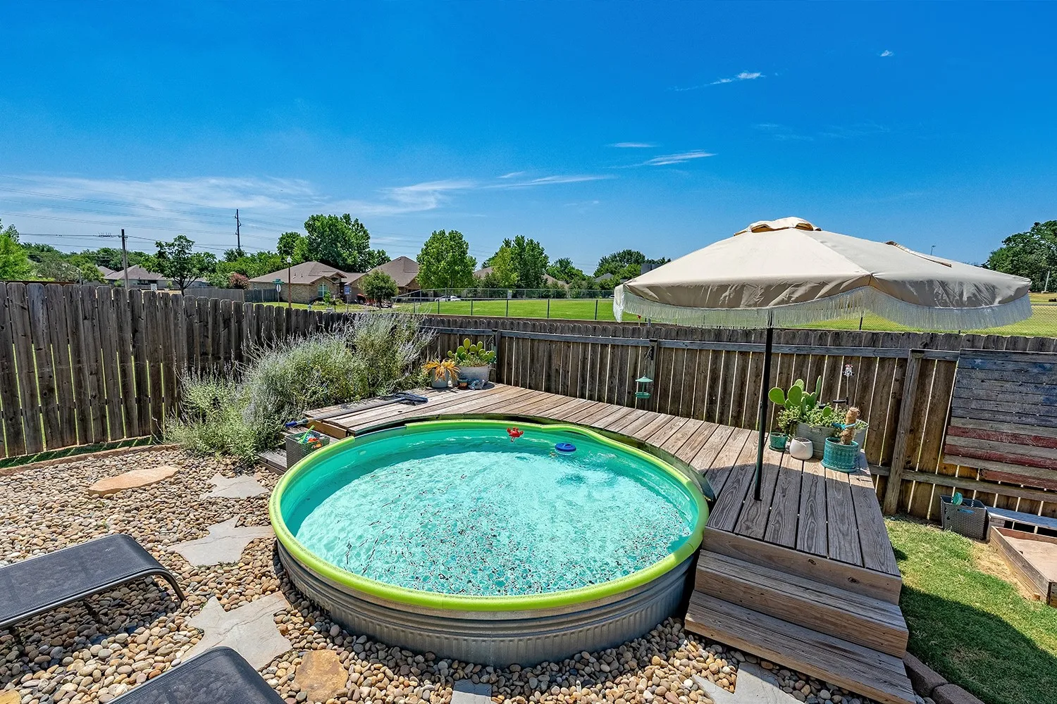 Single Family Residence For Sale in Denton County , 2416 Fall Leaf Court, Denton, Texas 76209, 4 Bedroom, 2 Bathroom, 2 Garage spaces, 2,132 Sqft, built in 2015, mls#21327448, Real Estate Agent in Denton, Homes For Sale in Denton county, Homes For Sale in Denton, Realtor in Denton Texas, Real Estate Brokerage Independent Realty Texas, Luminita Cordes Realtor