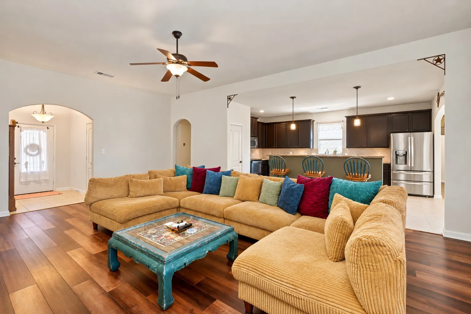 Single Family Residence For Sale in Denton County , 2416 Fall Leaf Court, Denton, Texas 76209, 4 Bedroom, 2 Bathroom, 2 Garage spaces, 2,132 Sqft, built in 2015, mls#21327448, Real Estate Agent in Denton, Homes For Sale in Denton county, Homes For Sale in Denton, Realtor in Denton Texas, Real Estate Brokerage Independent Realty Texas, Luminita Cordes Realtor