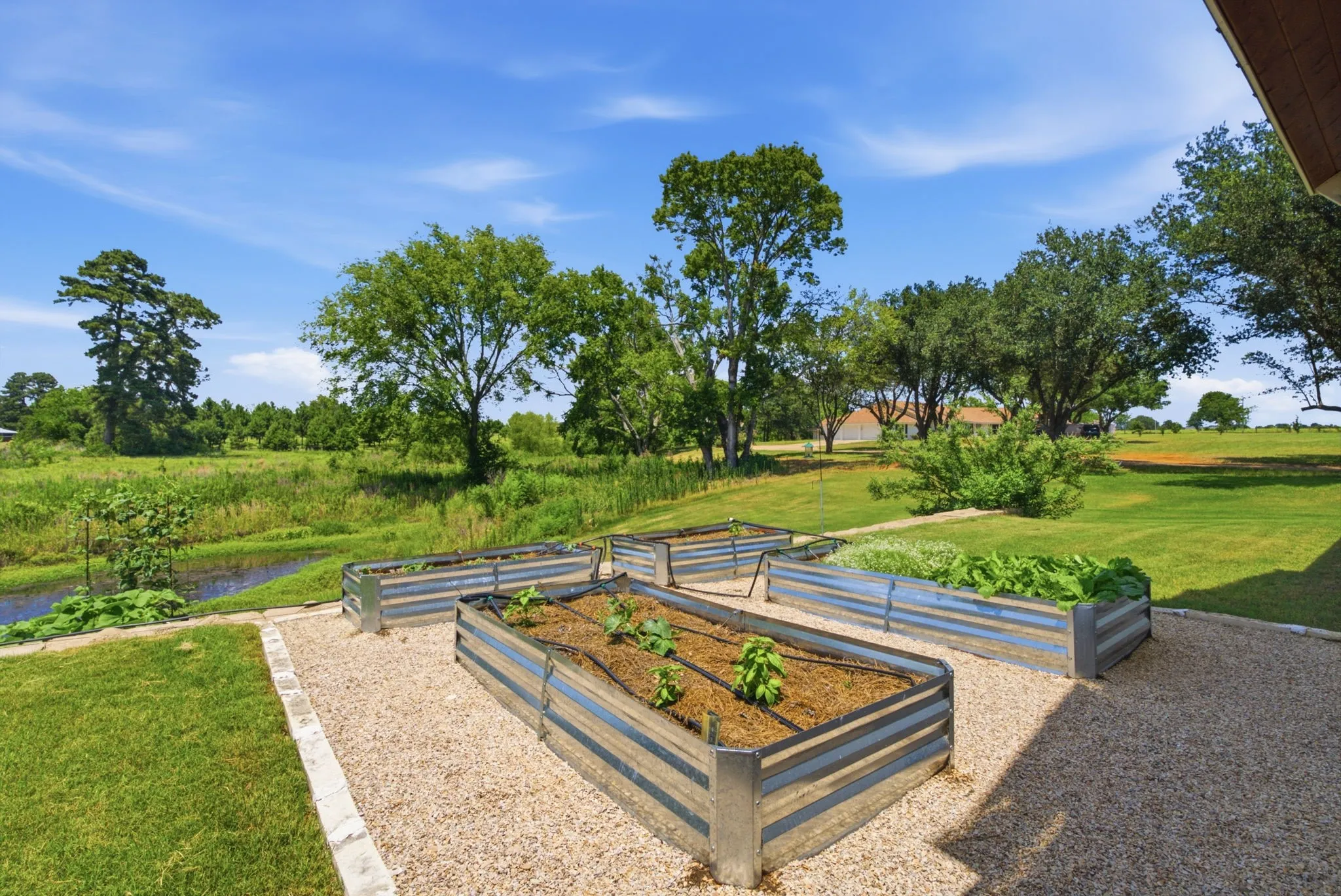 Single Family Residence For Sale in Smith County , 13054 CR 185, Bullard, Texas 75757, 4 Bedroom, 4 Bathroom, 2 Garage spaces, 2,500 Sqft, built in 2021, mls#21327594, Real Estate Agent in Bullard, Homes For Sale in Smith county, Homes For Sale in Bullard, Realtor in Bullard Texas, Real Estate Brokerage Independent Realty Texas, Luminita Cordes Realtor