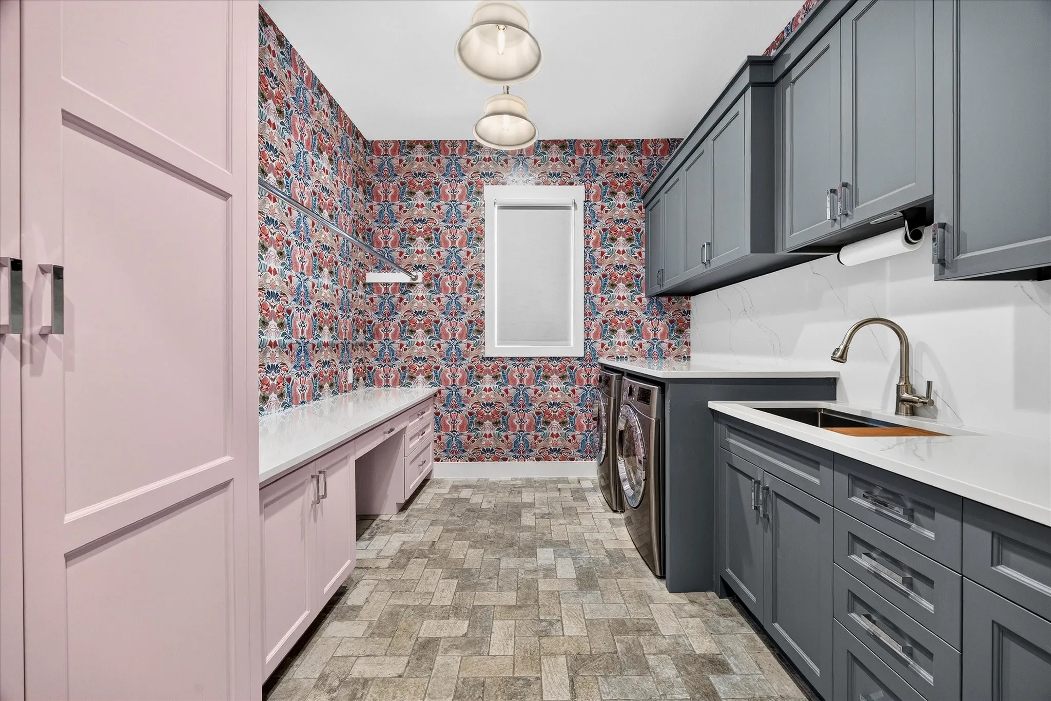 Single Family Residence For Sale in Rockwall County , 531 Lodge Hill Drive, Heath, Texas 75032, 5 Bedroom, 6 Bathroom, 6 Garage spaces, 5,716 Sqft, built in 2019, mls#21327381, Real Estate Agent in Heath, Homes For Sale in Rockwall county, Homes For Sale in Heath, Realtor in Heath Texas, Real Estate Brokerage Independent Realty Texas, Luminita Cordes Realtor