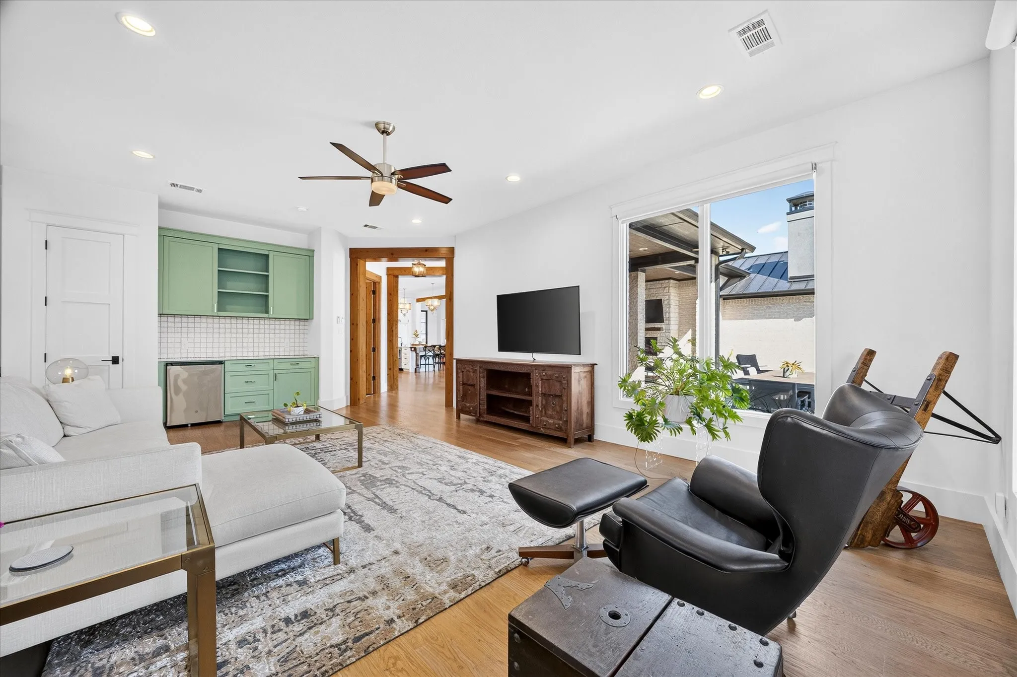 Single Family Residence For Sale in Rockwall County , 531 Lodge Hill Drive, Heath, Texas 75032, 5 Bedroom, 6 Bathroom, 6 Garage spaces, 5,716 Sqft, built in 2019, mls#21327381, Real Estate Agent in Heath, Homes For Sale in Rockwall county, Homes For Sale in Heath, Realtor in Heath Texas, Real Estate Brokerage Independent Realty Texas, Luminita Cordes Realtor