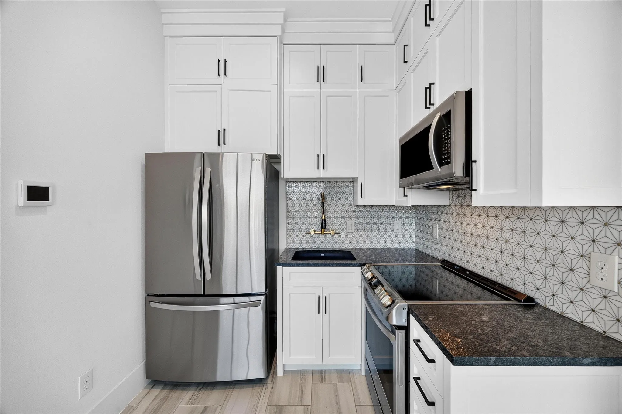 Single Family Residence For Sale in Rockwall County , 531 Lodge Hill Drive, Heath, Texas 75032, 5 Bedroom, 6 Bathroom, 6 Garage spaces, 5,716 Sqft, built in 2019, mls#21327381, Real Estate Agent in Heath, Homes For Sale in Rockwall county, Homes For Sale in Heath, Realtor in Heath Texas, Real Estate Brokerage Independent Realty Texas, Luminita Cordes Realtor