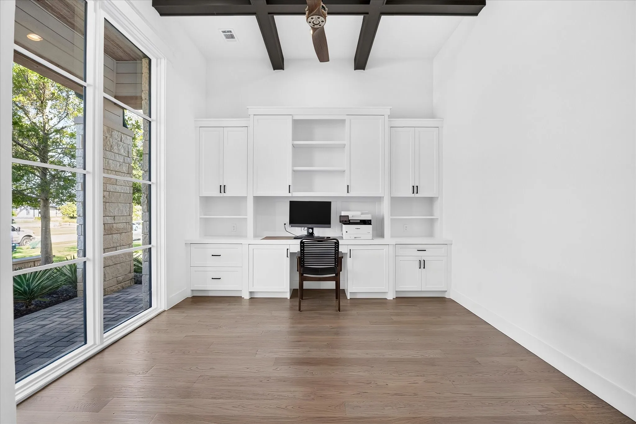 Single Family Residence For Sale in Rockwall County , 531 Lodge Hill Drive, Heath, Texas 75032, 5 Bedroom, 6 Bathroom, 6 Garage spaces, 5,716 Sqft, built in 2019, mls#21327381, Real Estate Agent in Heath, Homes For Sale in Rockwall county, Homes For Sale in Heath, Realtor in Heath Texas, Real Estate Brokerage Independent Realty Texas, Luminita Cordes Realtor